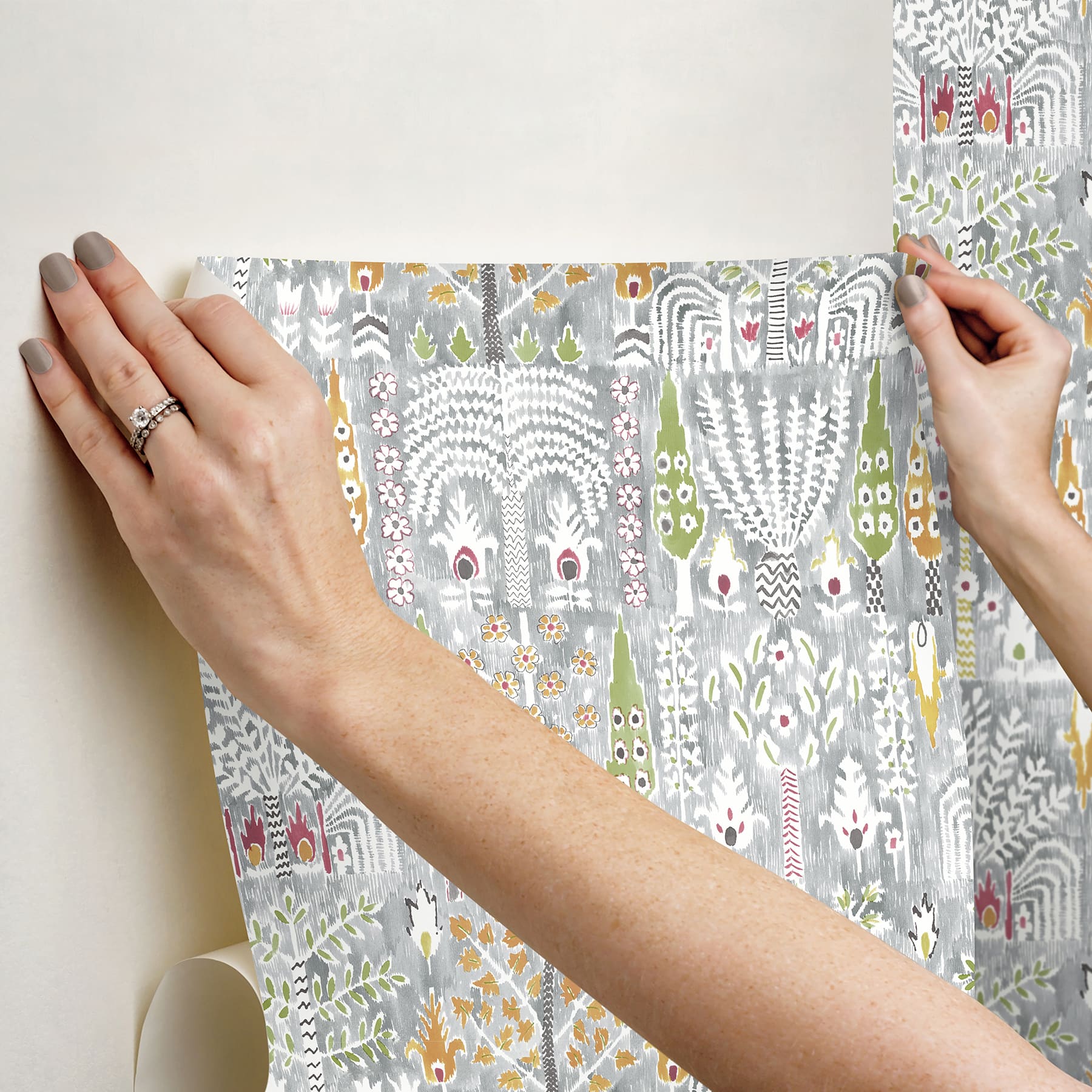 RoomMates Gray Persian Ikat Peel & Stick Wallpaper