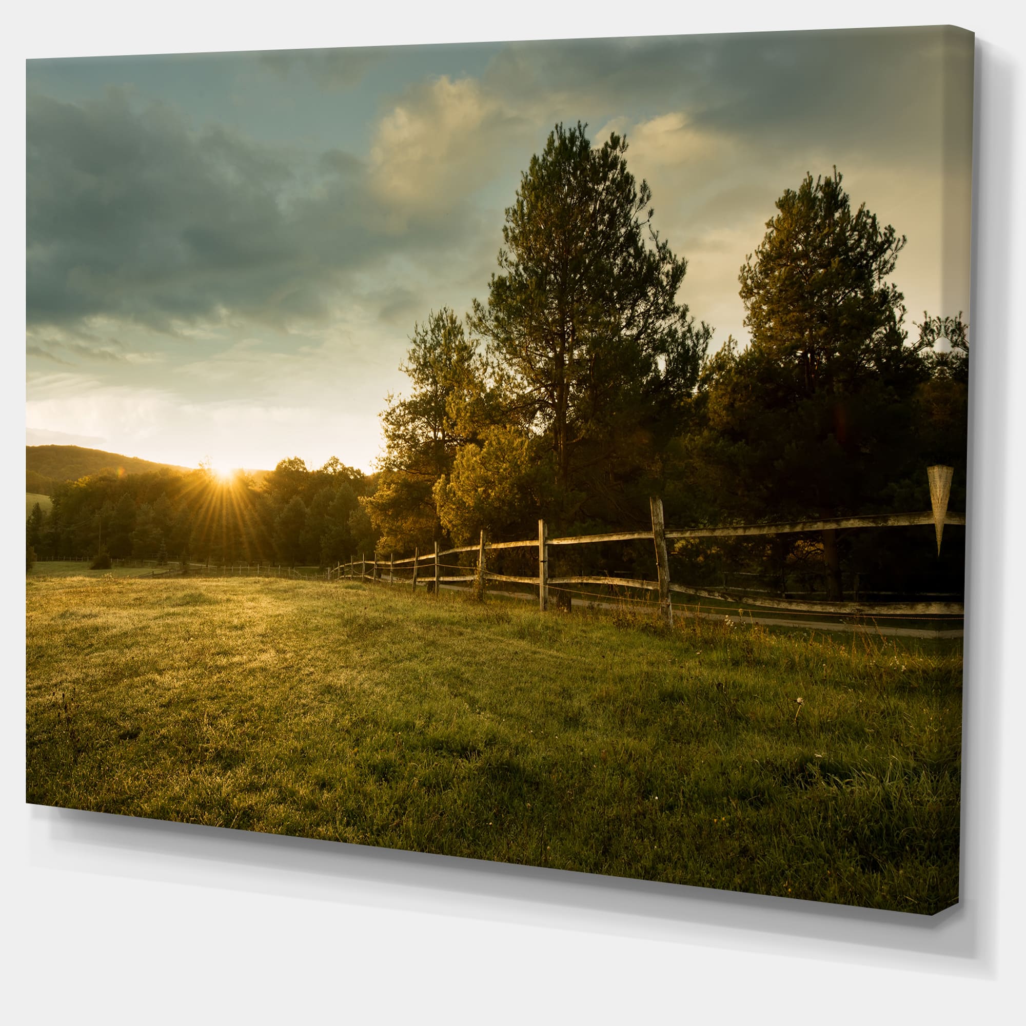 Designart - Beautiful Sunrise in the farm