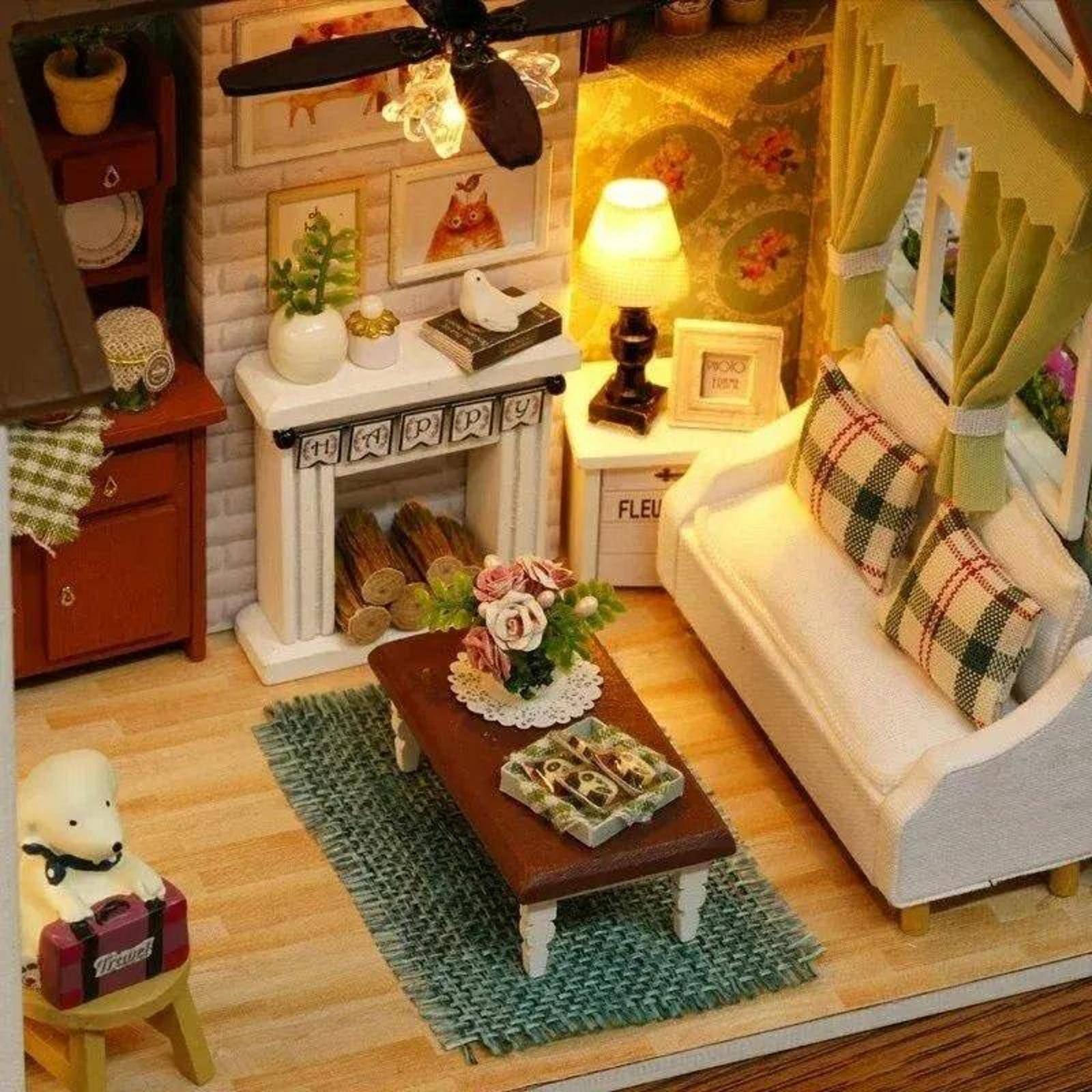 Wizardi Miniature Roombox Christmas Eve Dollhouse Kit