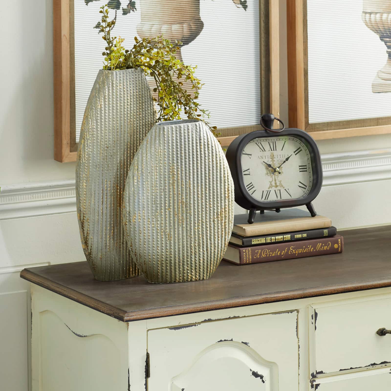 Set of 2 Gold Metal Contemporary Vase, 12", 16"
