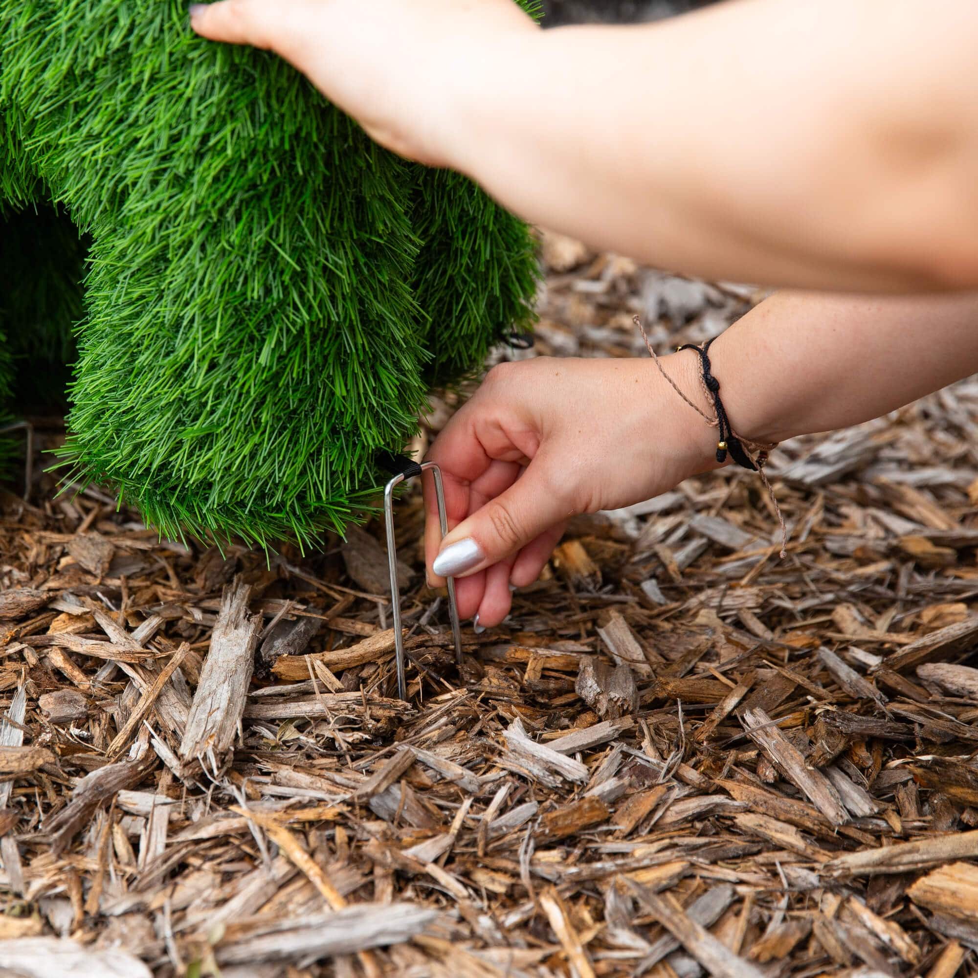 18in. UV Resistant Artificial Grass Garden Plush Topiary Puppy Dog (Indoor/Outdoor)