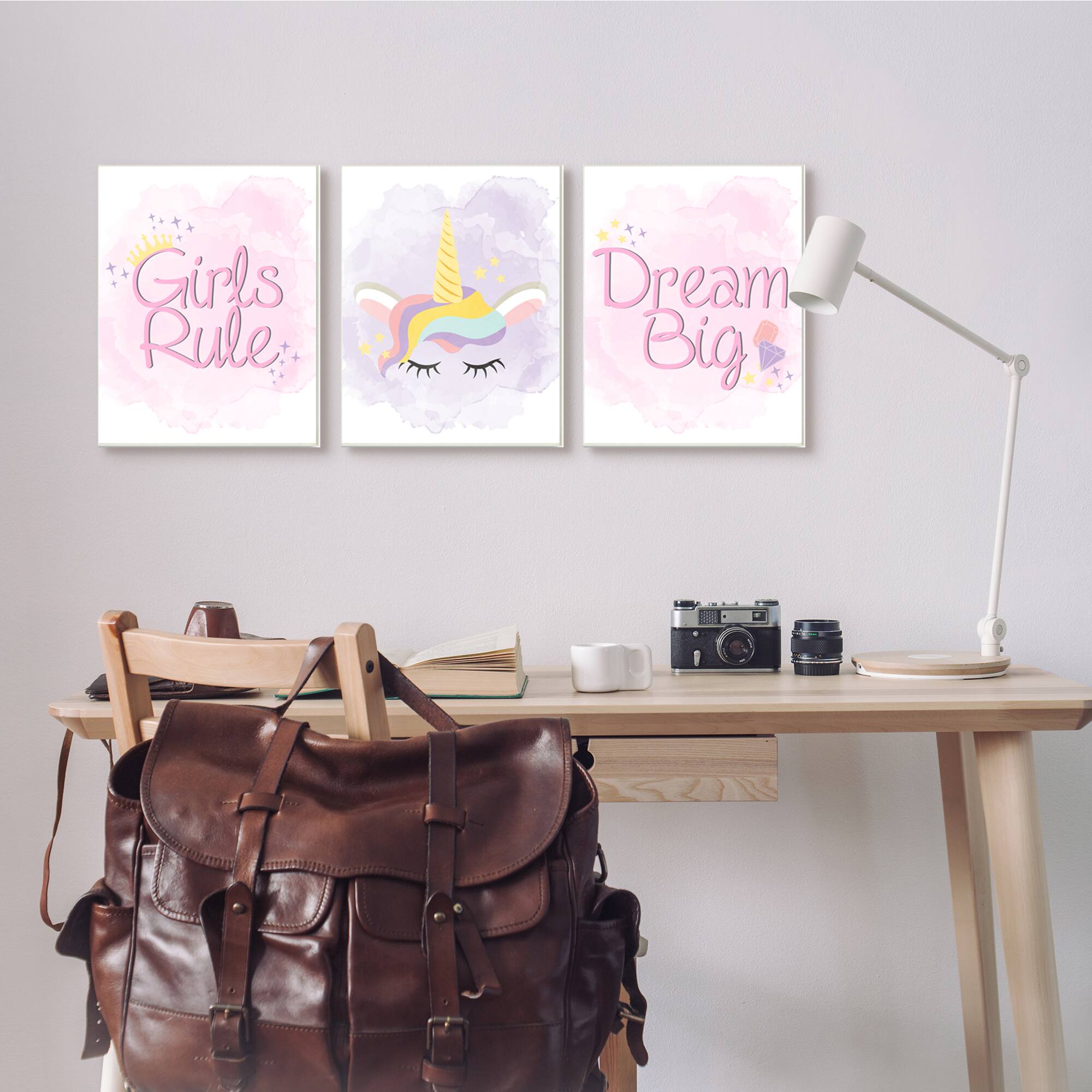 Stupell Industries Girls Rule Dream Big Star Crown Unicorn Wall Plaque