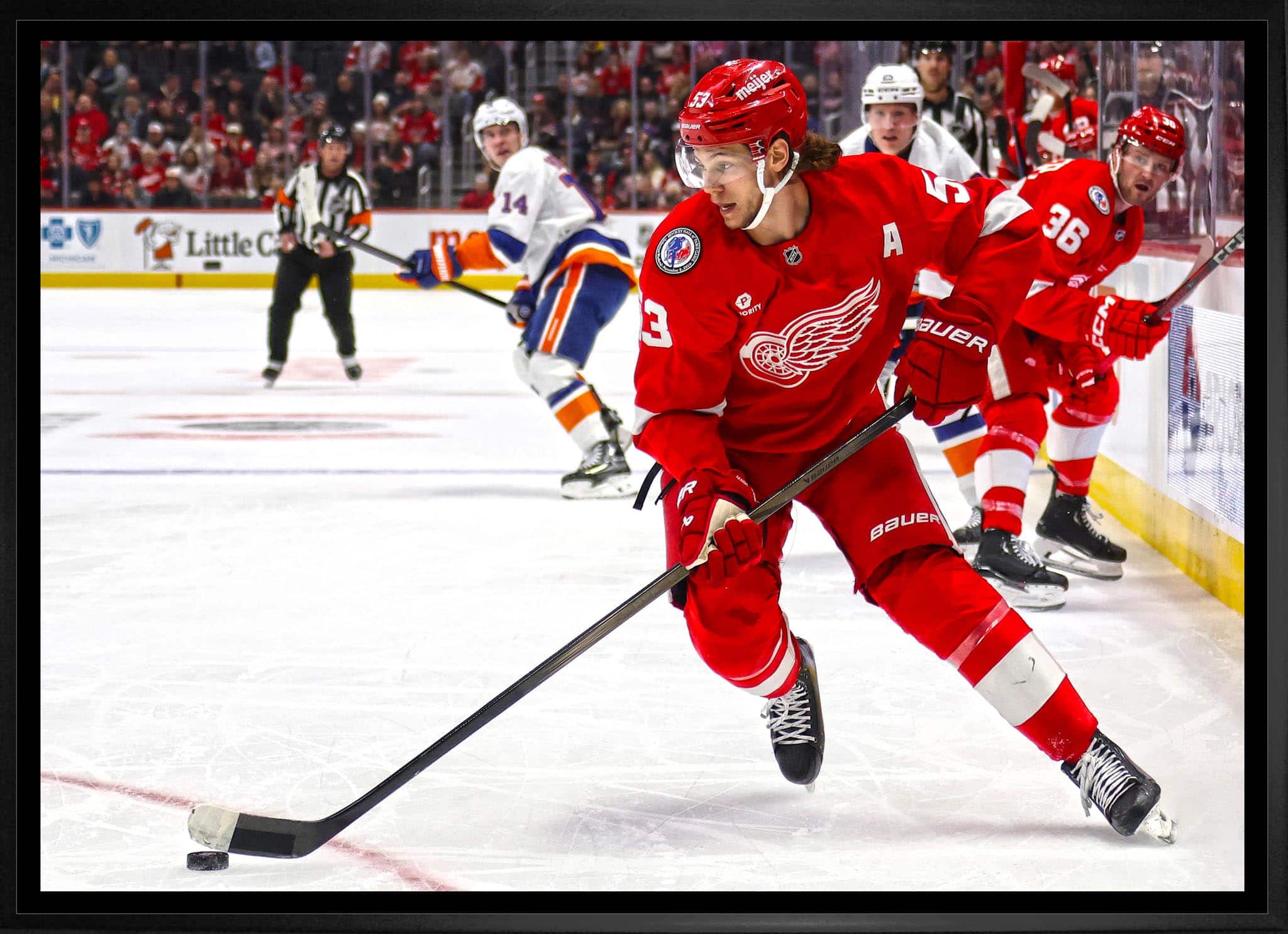 Moritz Seider 20" x 29" Framed Canvas Detroit Red Wings 31.5" x 22.5"