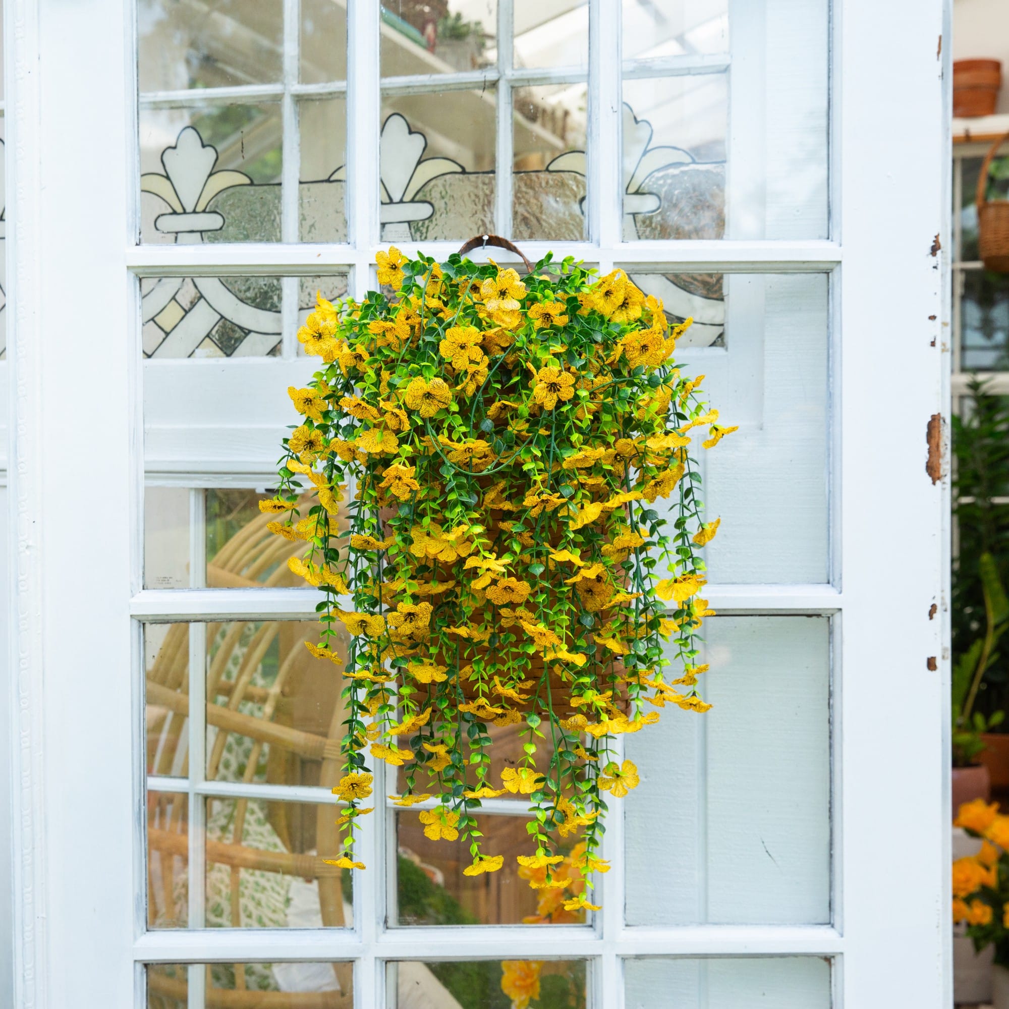 30" UV Resistant Artificial Daisy Hanging Bushes, 6ct.