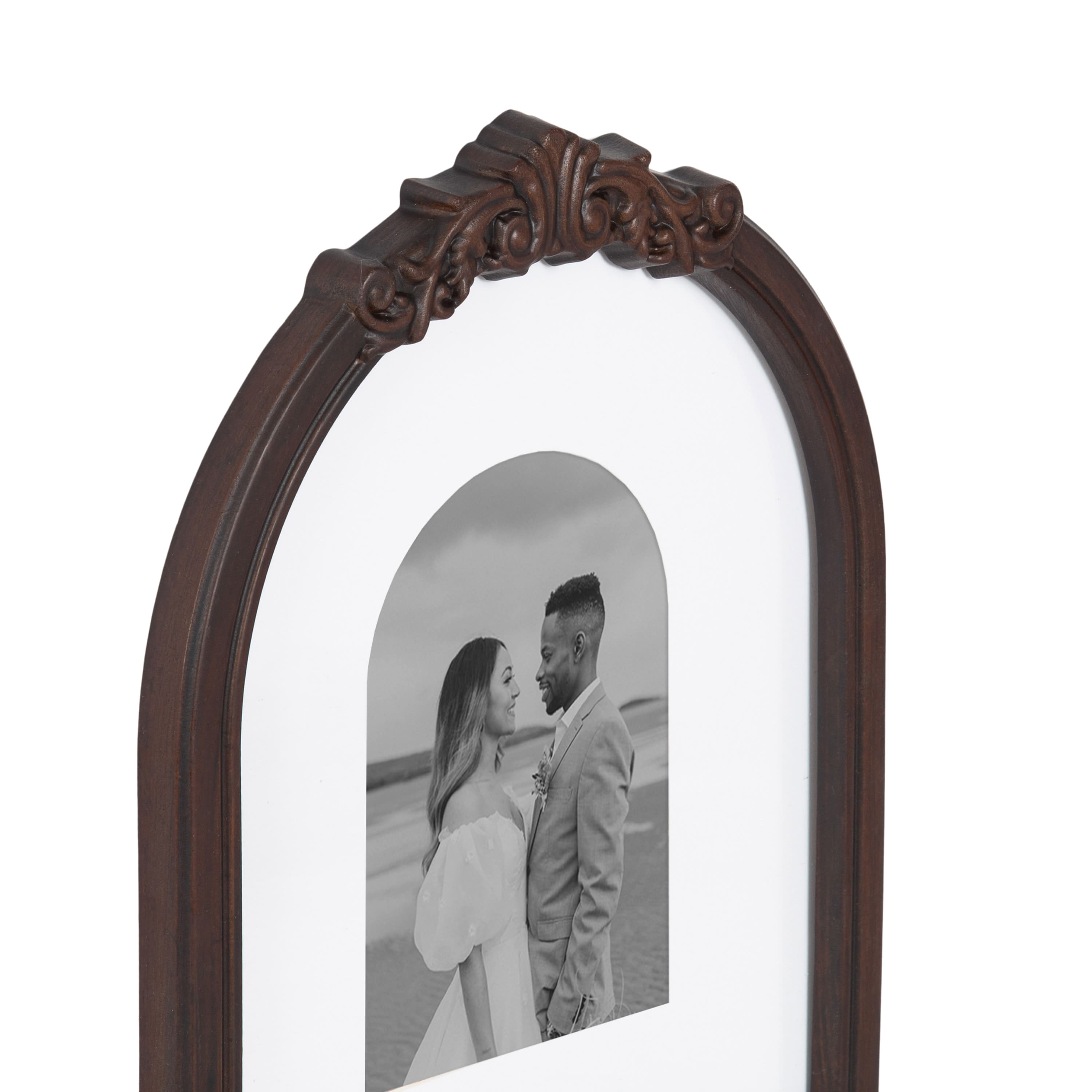 Kate and Laurel Arendahl Picture Frames Set