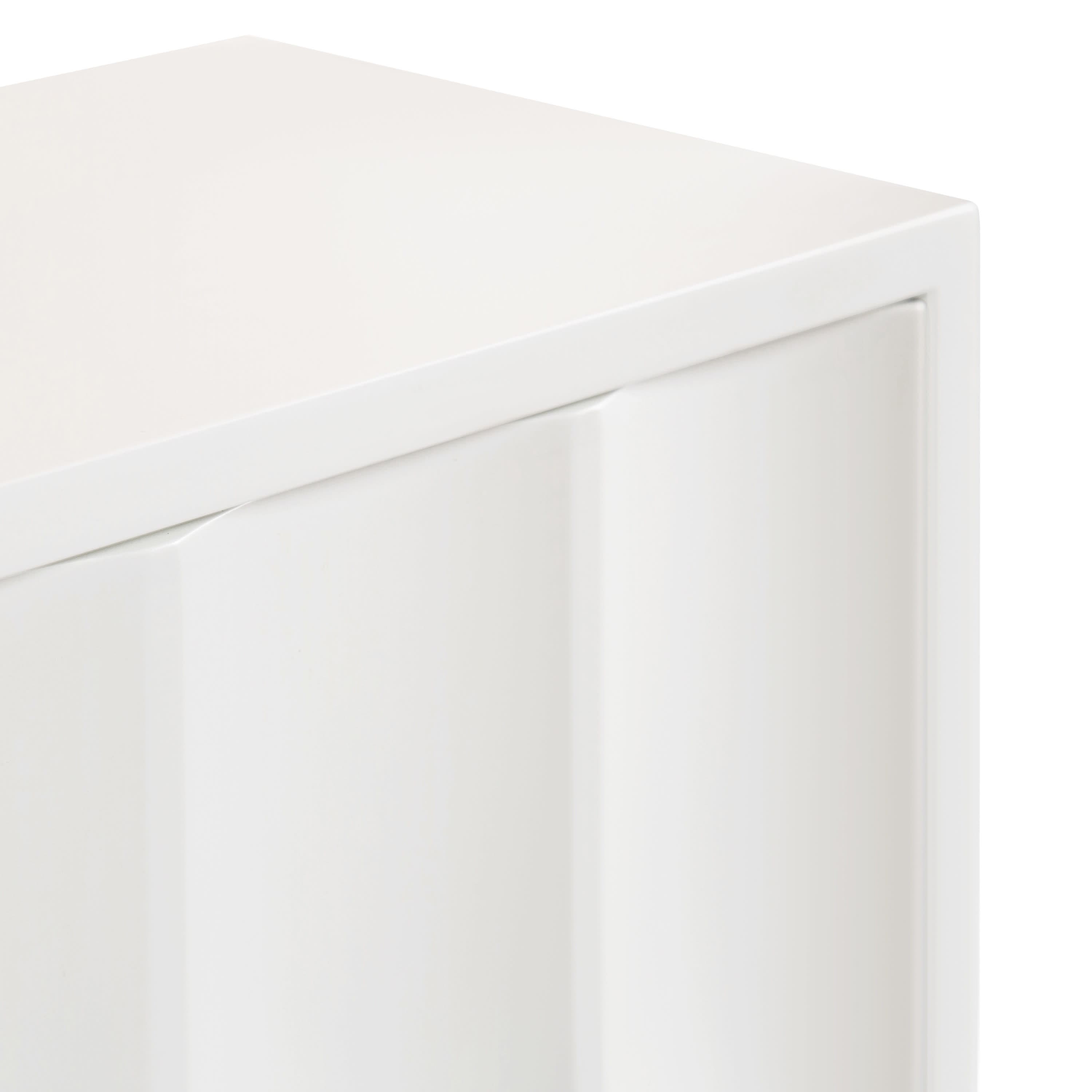 Kate and Laurel White Sartell Scallop Wall Cabinet