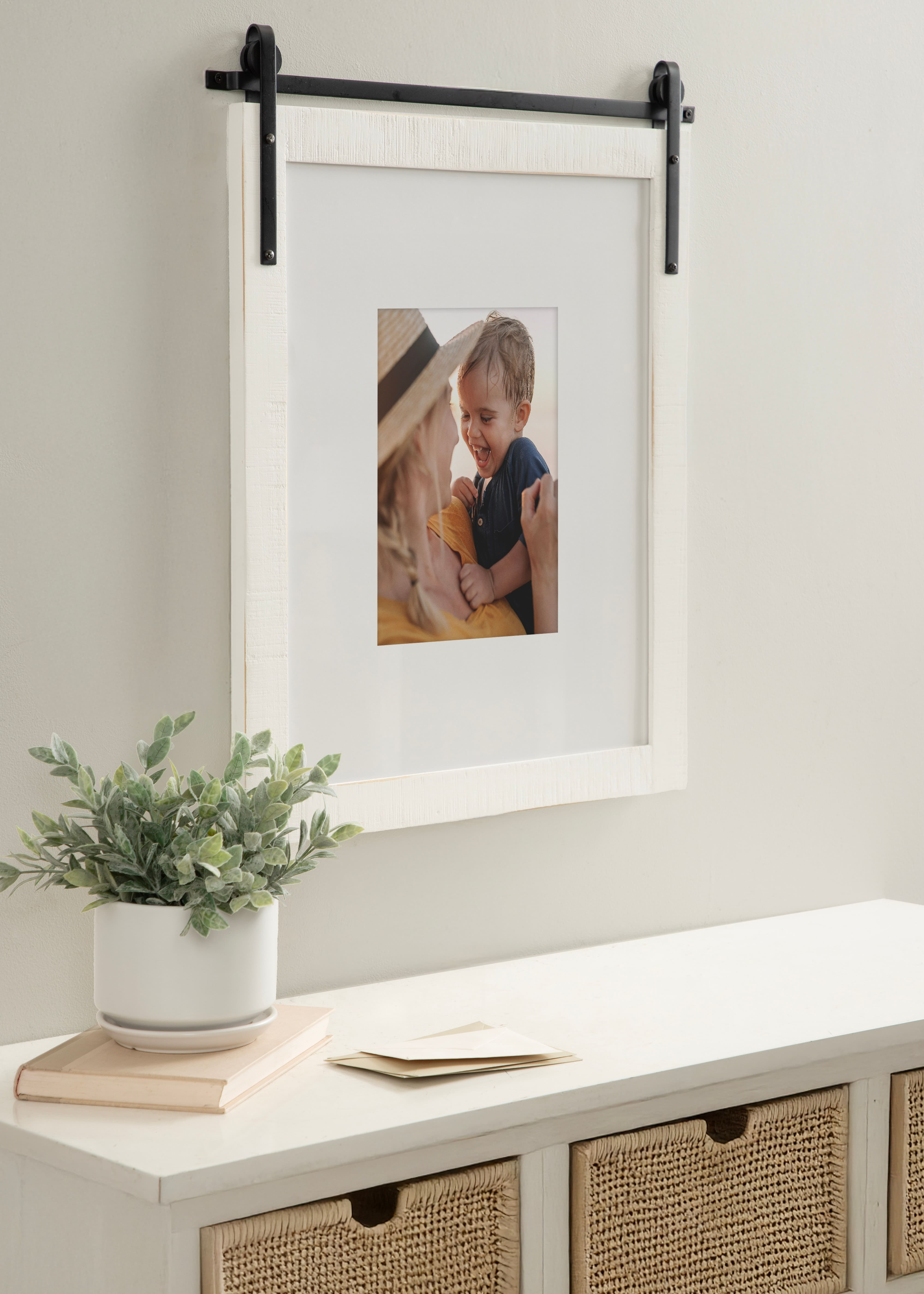 Kate and Laurel 16" x 20" White Cates Wood Picture Frame with 8" x 10" Mat