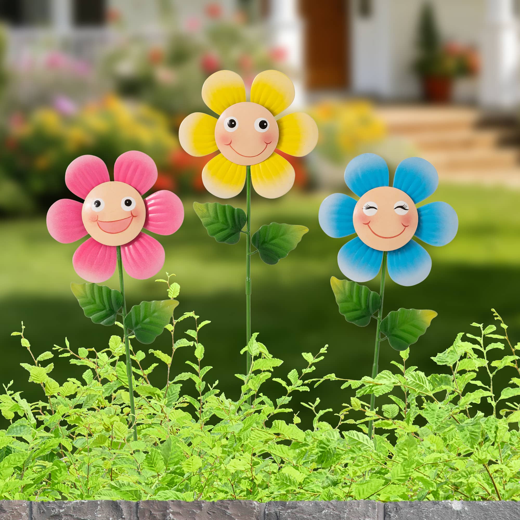 Glitzhome® 18" 2-in-1 Set of 3 Painted Metal Happy Face Flower Garden Picks & Wall Decor
