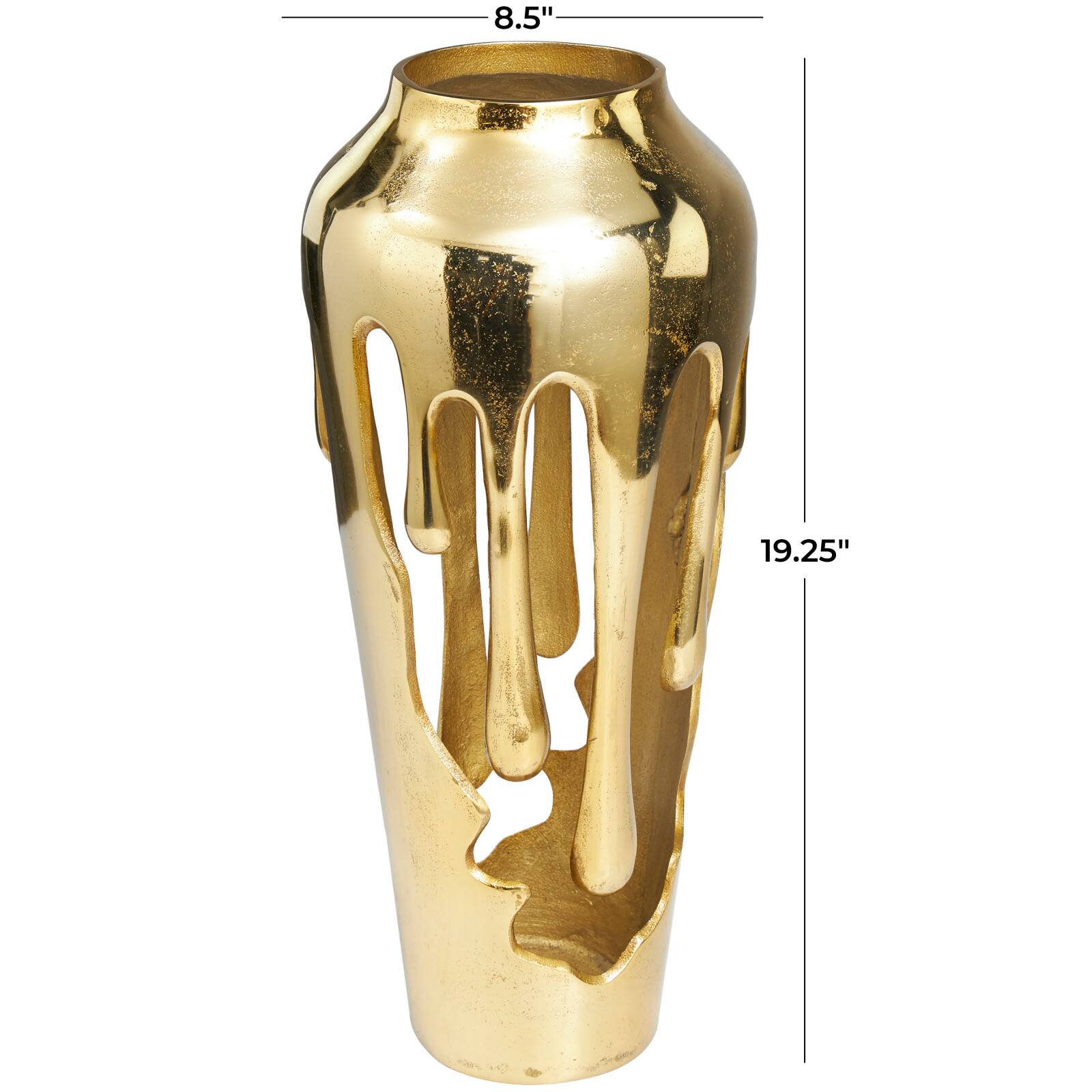 19" Gold Aluminum Drip Vase with Melting Designed Body