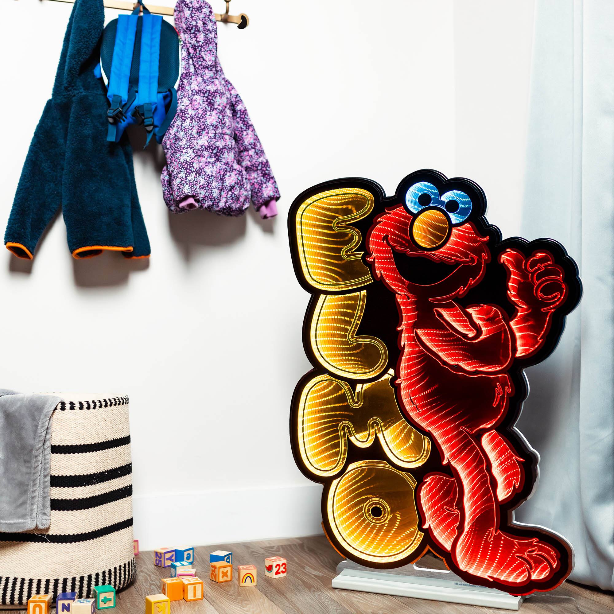 35" Sesame Street Elmo EkkoLight