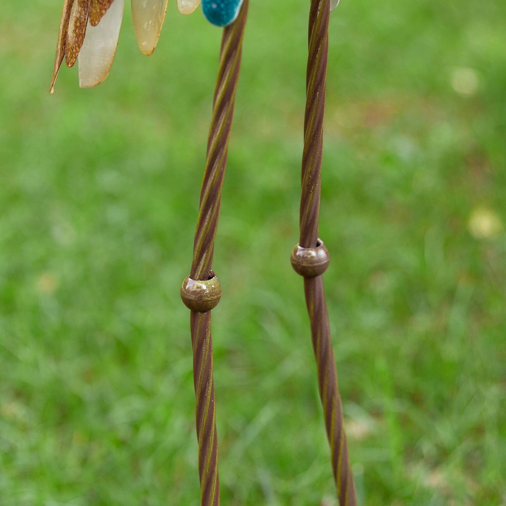 Glitzhome® Metal Standing Crane Garden Statue with Stakes Set