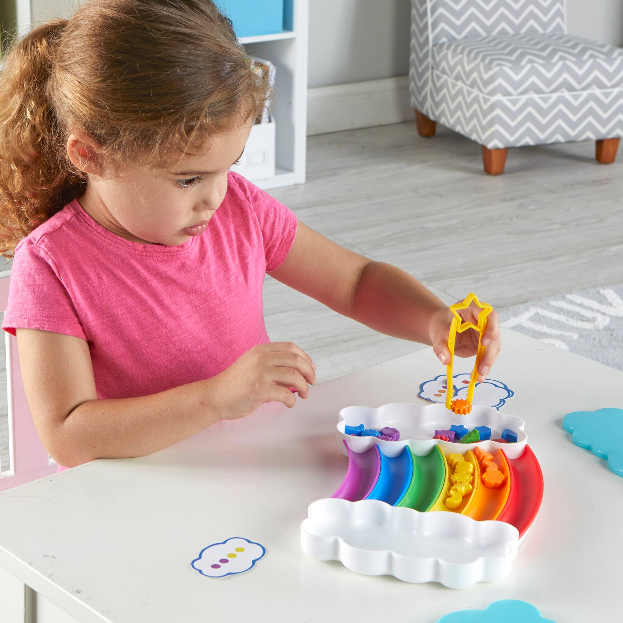 Learning Resources® Rainbow Sorting Trays Classroom Edition Set 