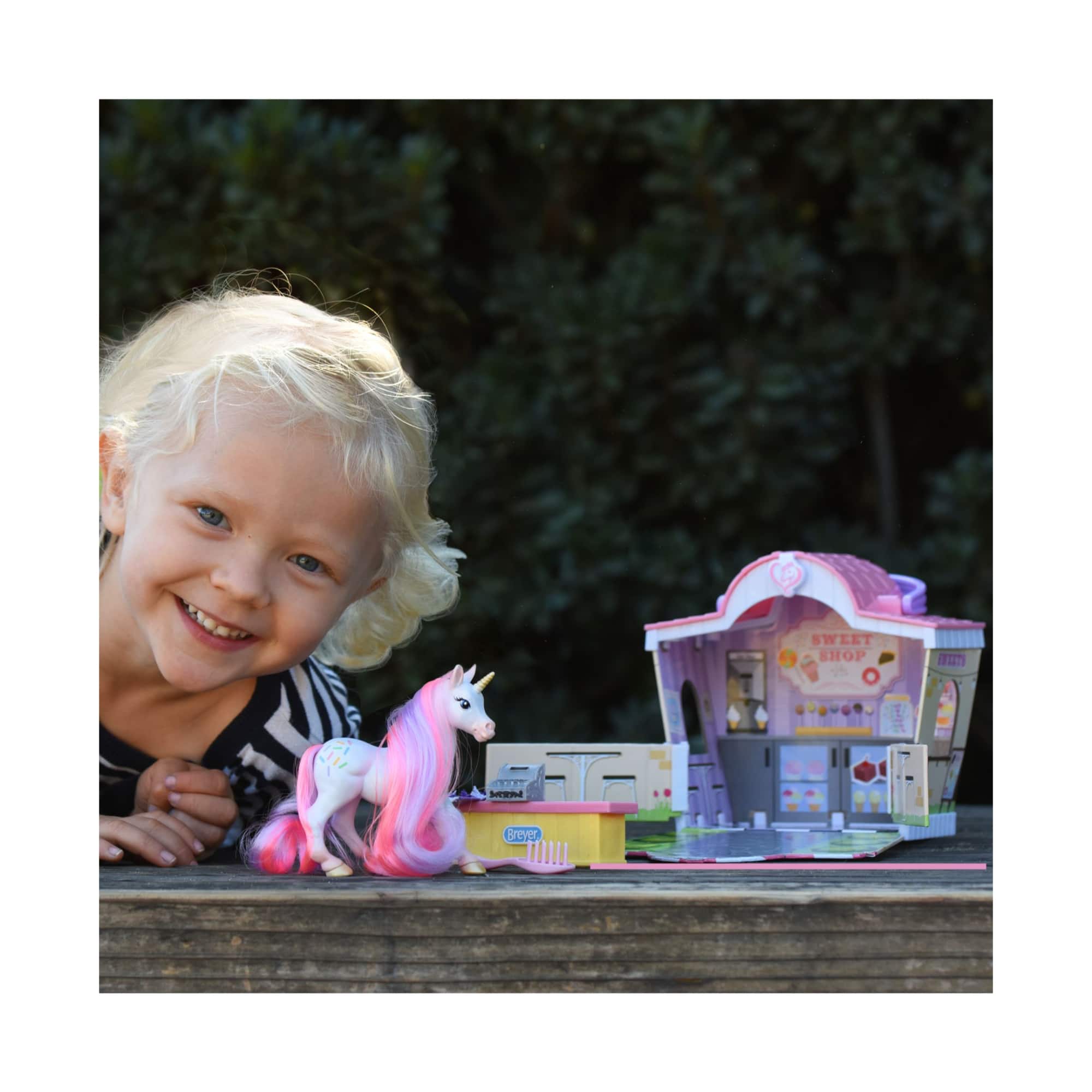 Reeves Breyer Spinkles Sweet Shop Play Set