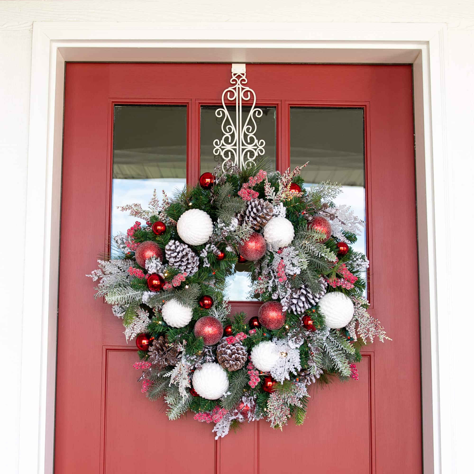 Village Lighting Adjustable Colonial Wreath Hanger