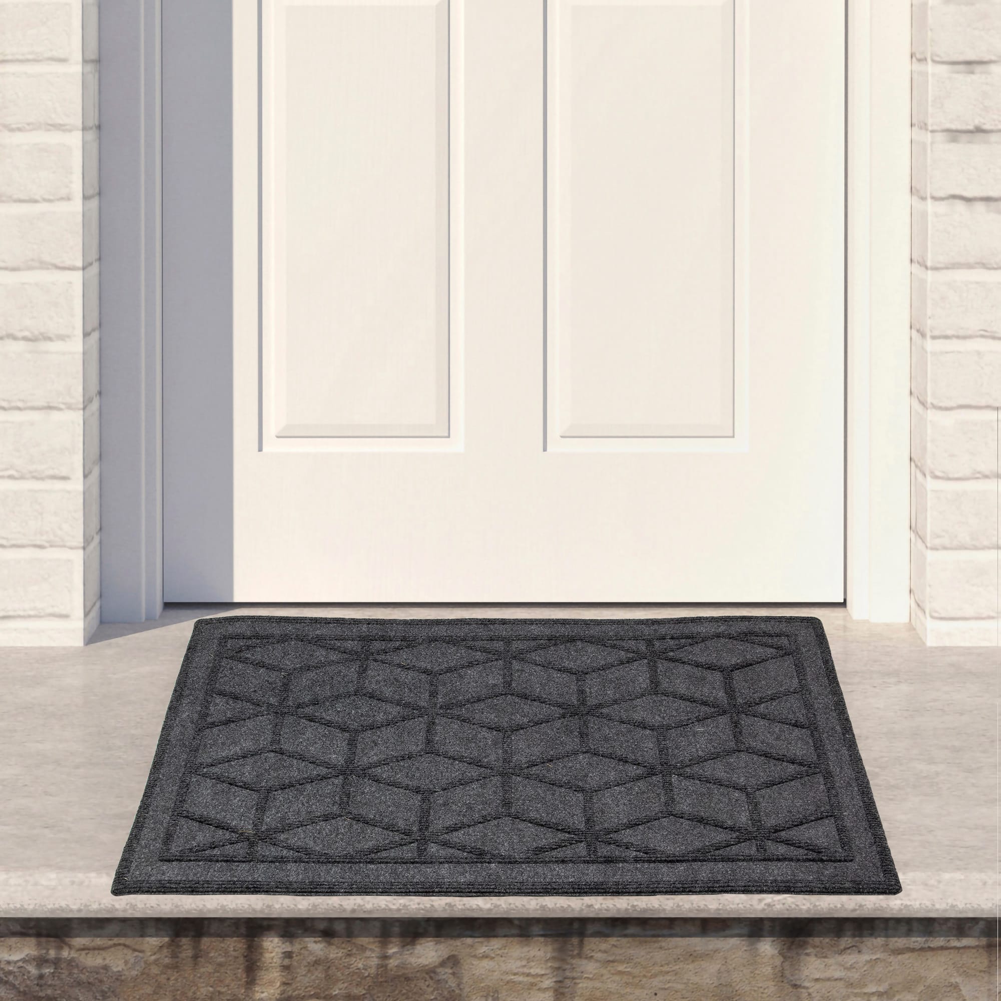 18" x 30" Gray Diamond Pattern Rectangular Coir Doormat