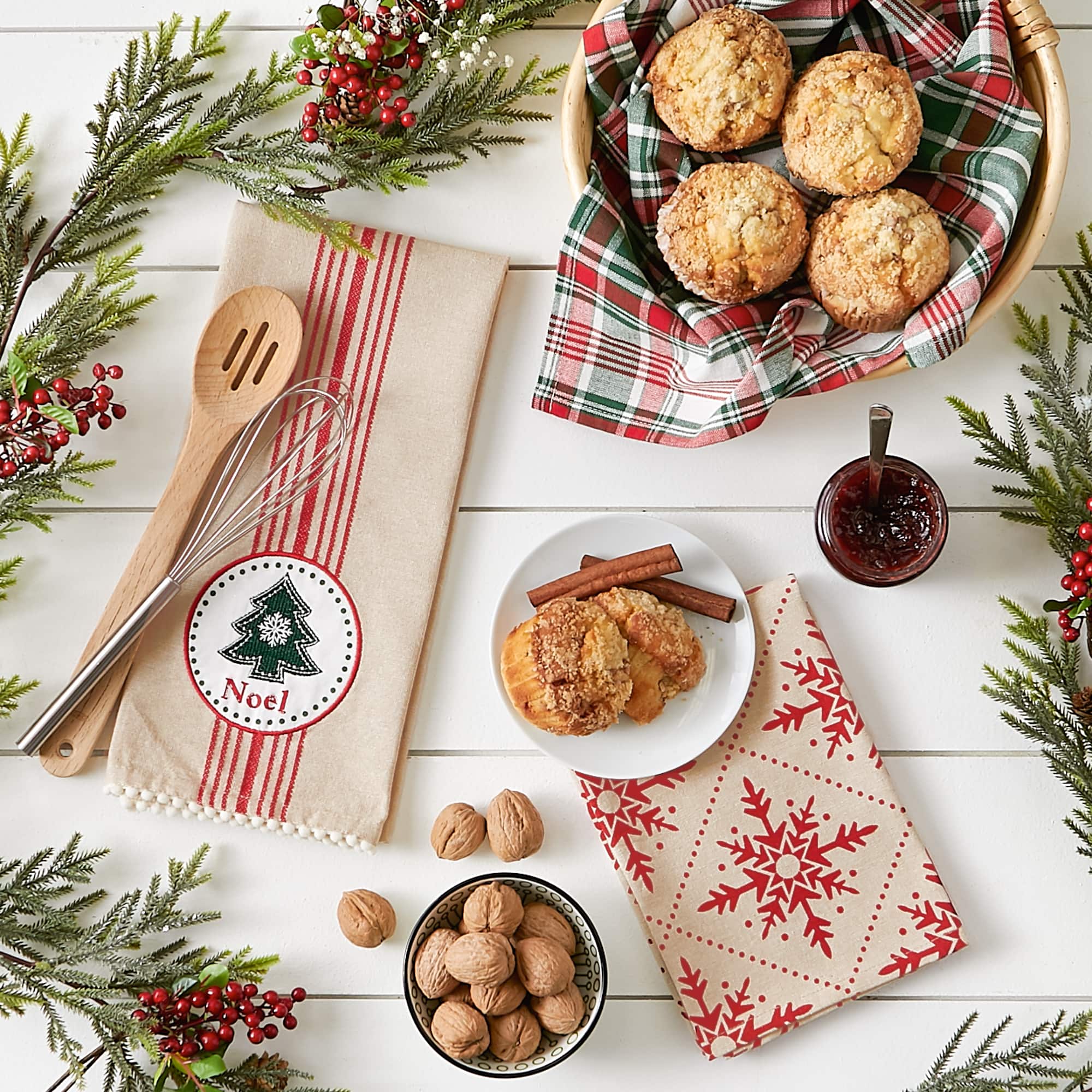 DII® Assorted Noel Tree Dishtowel Set