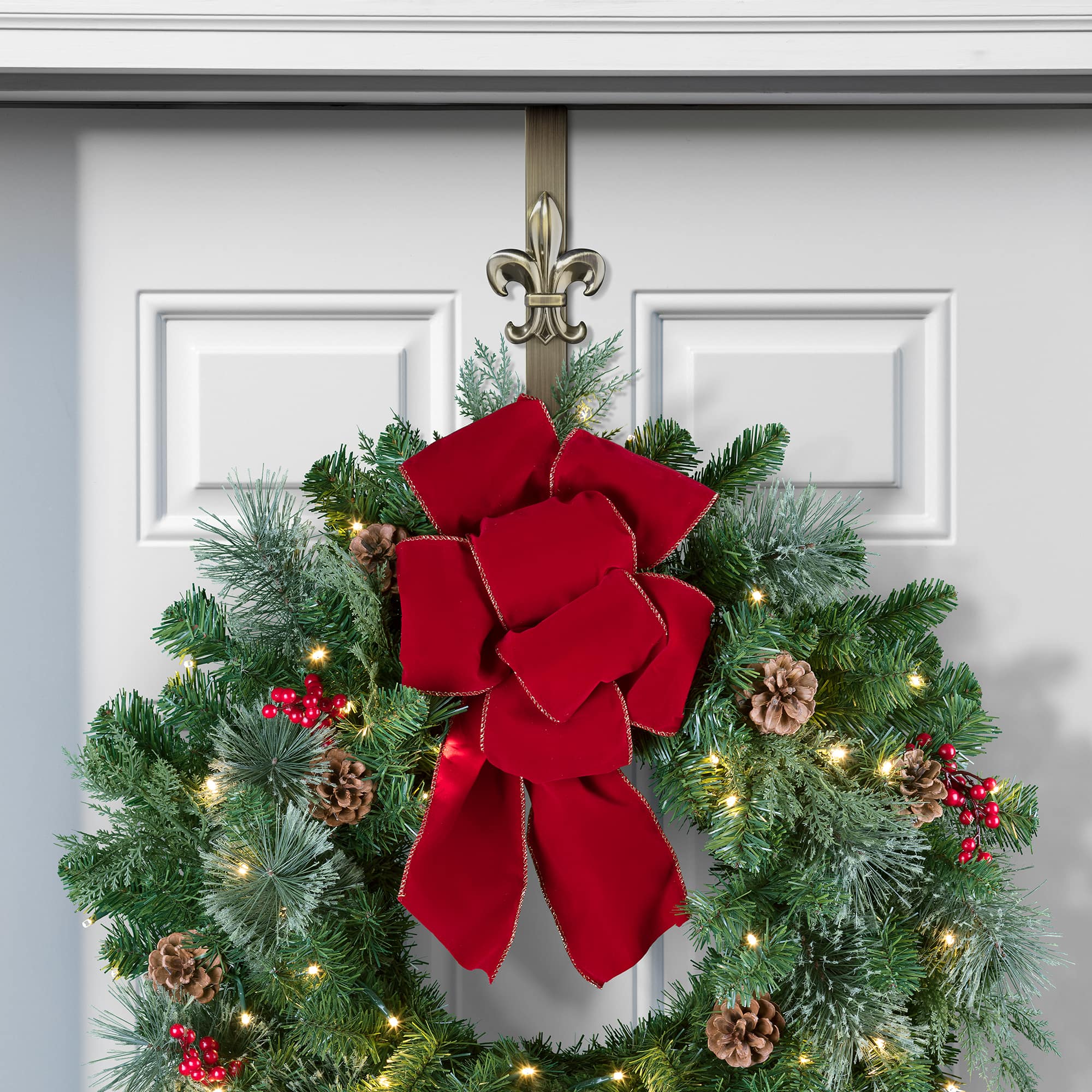 Haute Decor Fleur De Lis Adjustable Wreath Hangers