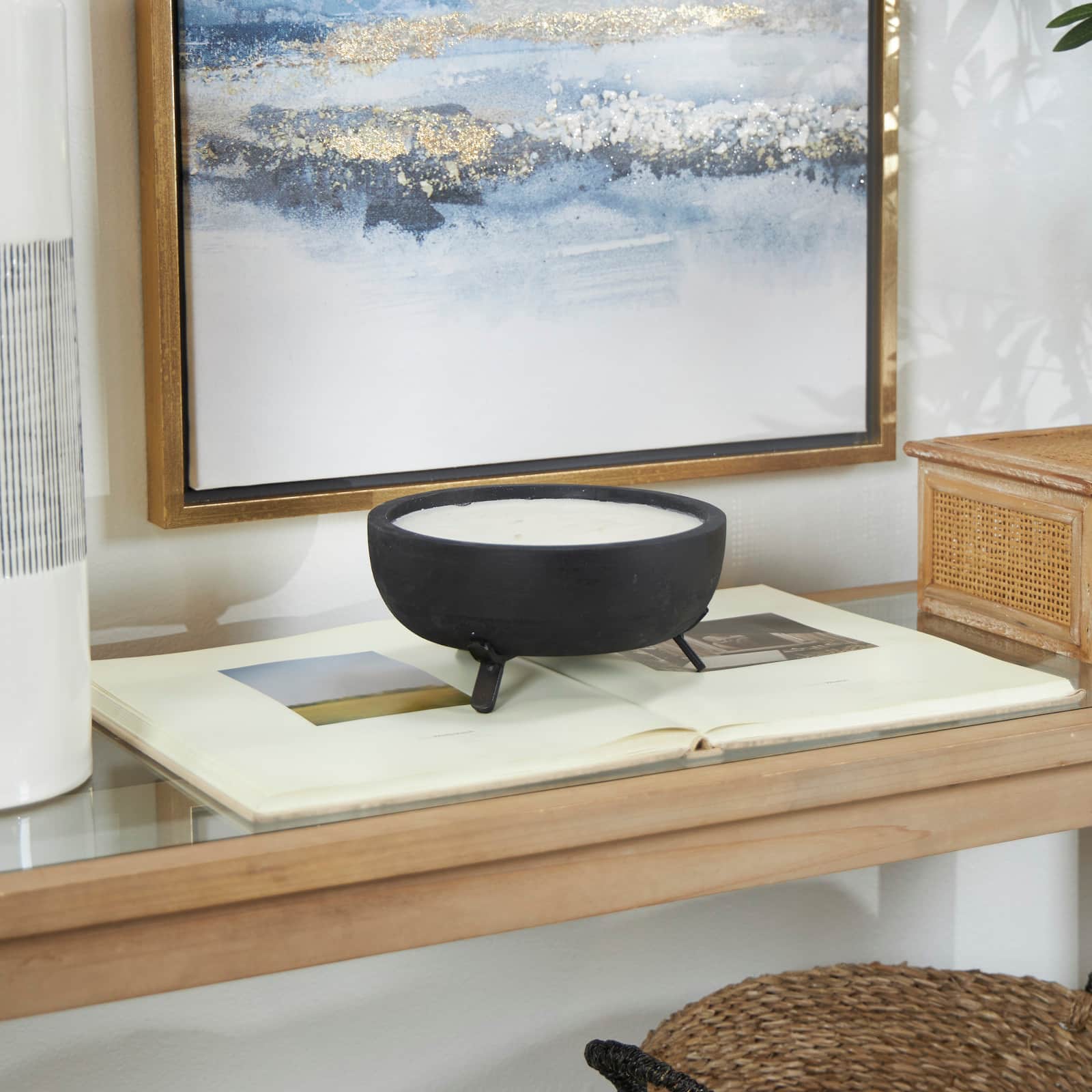 Sauvignon Blanc Scented 3-Wick Candle in Black Tripod Bowl