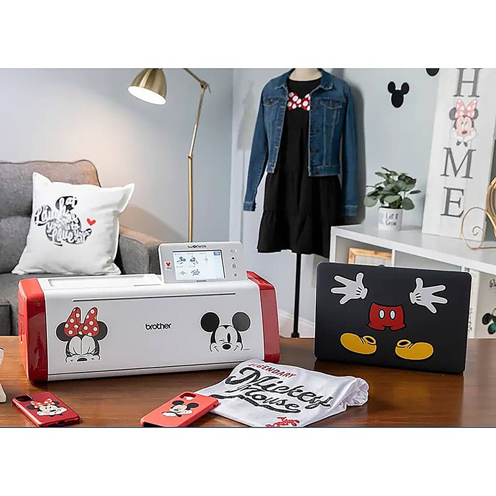 Brother ScanNCut DX SDX230DI Disney Cutting Machine