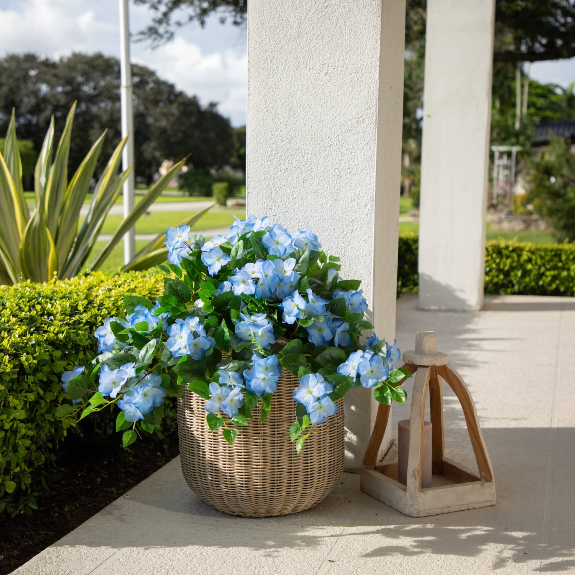 24" UV Resistant Artificial Hydrangea Hanging Plants