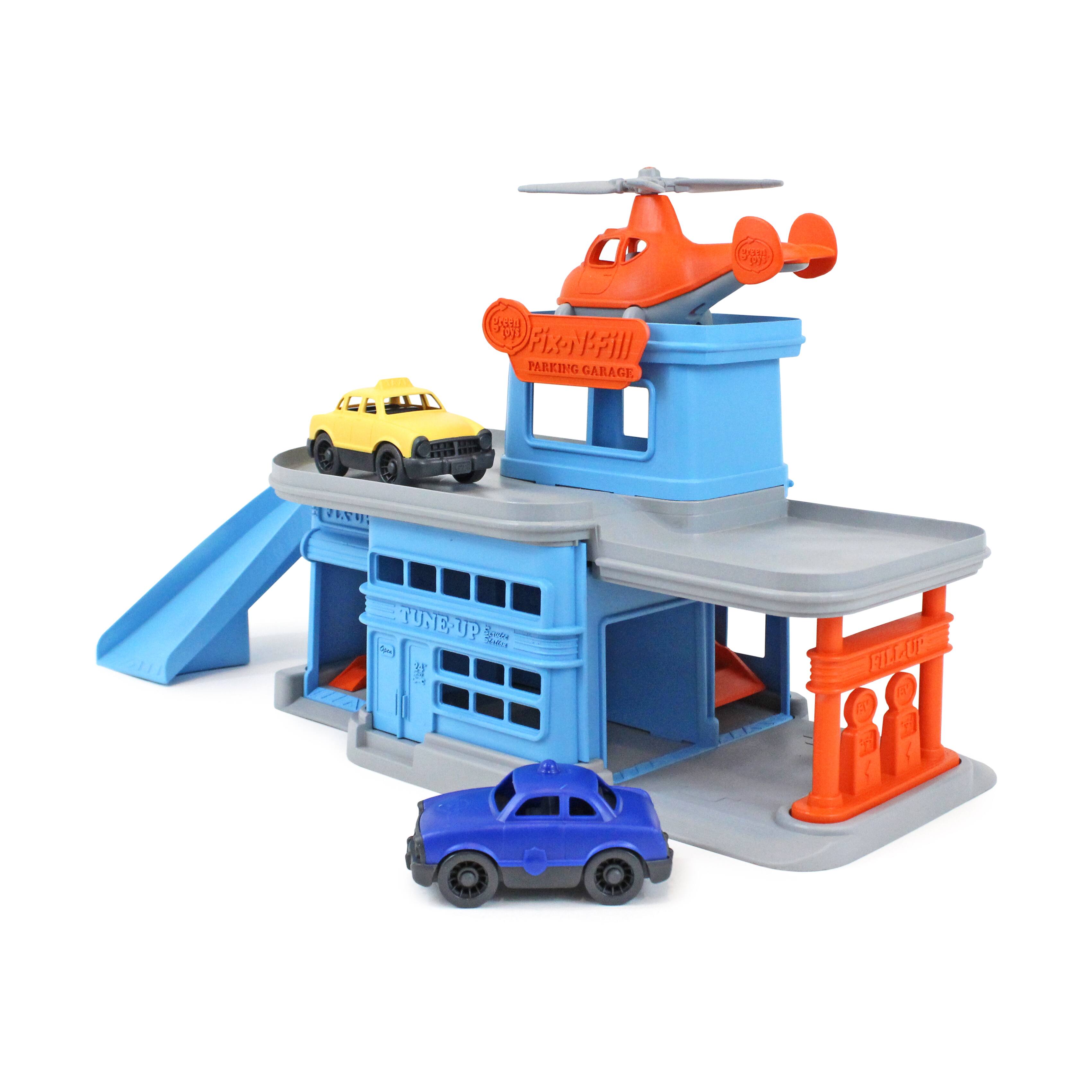 Parking Garage with 3 Vehicles