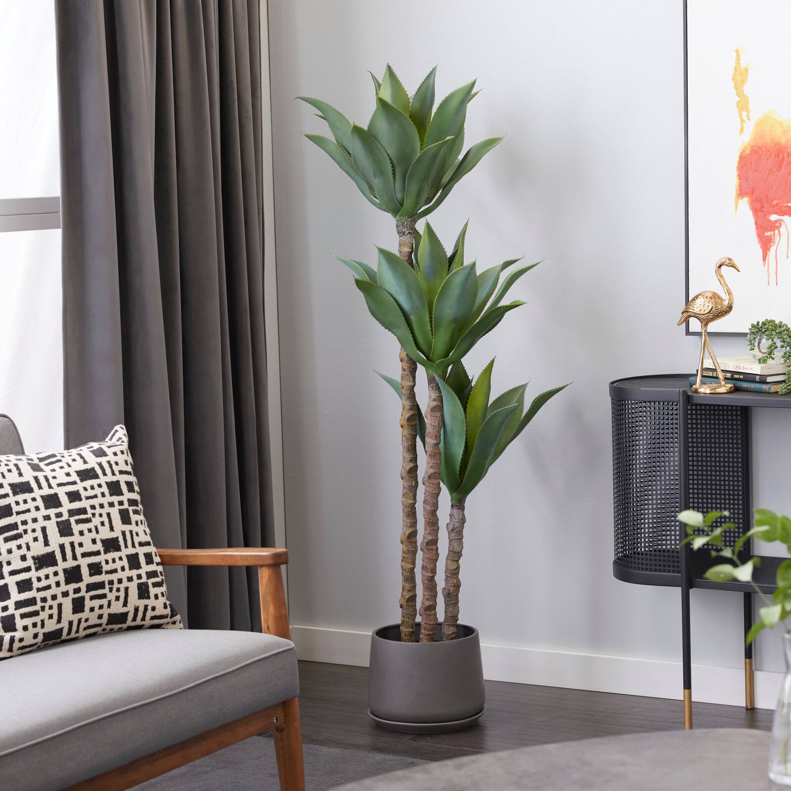 5ft. Potted Yucca Tree