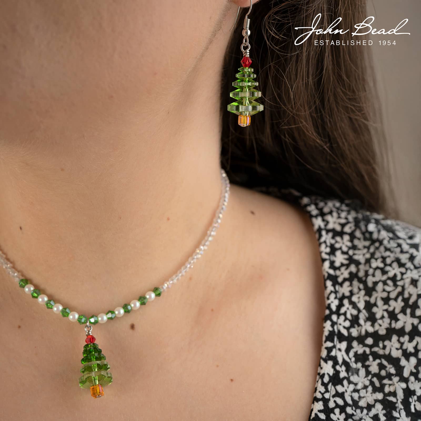 Crystal Lane DIY 7" Green Christmas Tree Designer Holiday Glass Bead Strand