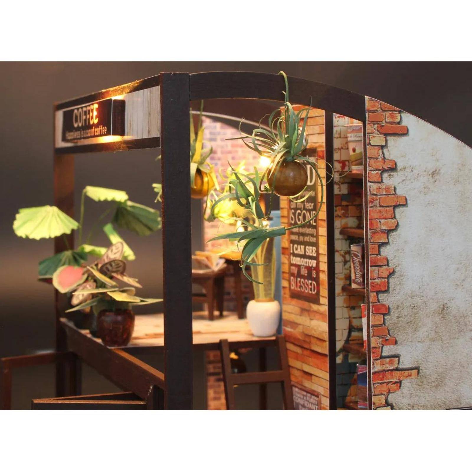 Wizardi Coffee House Miniature Dollhouse Roombox Kit