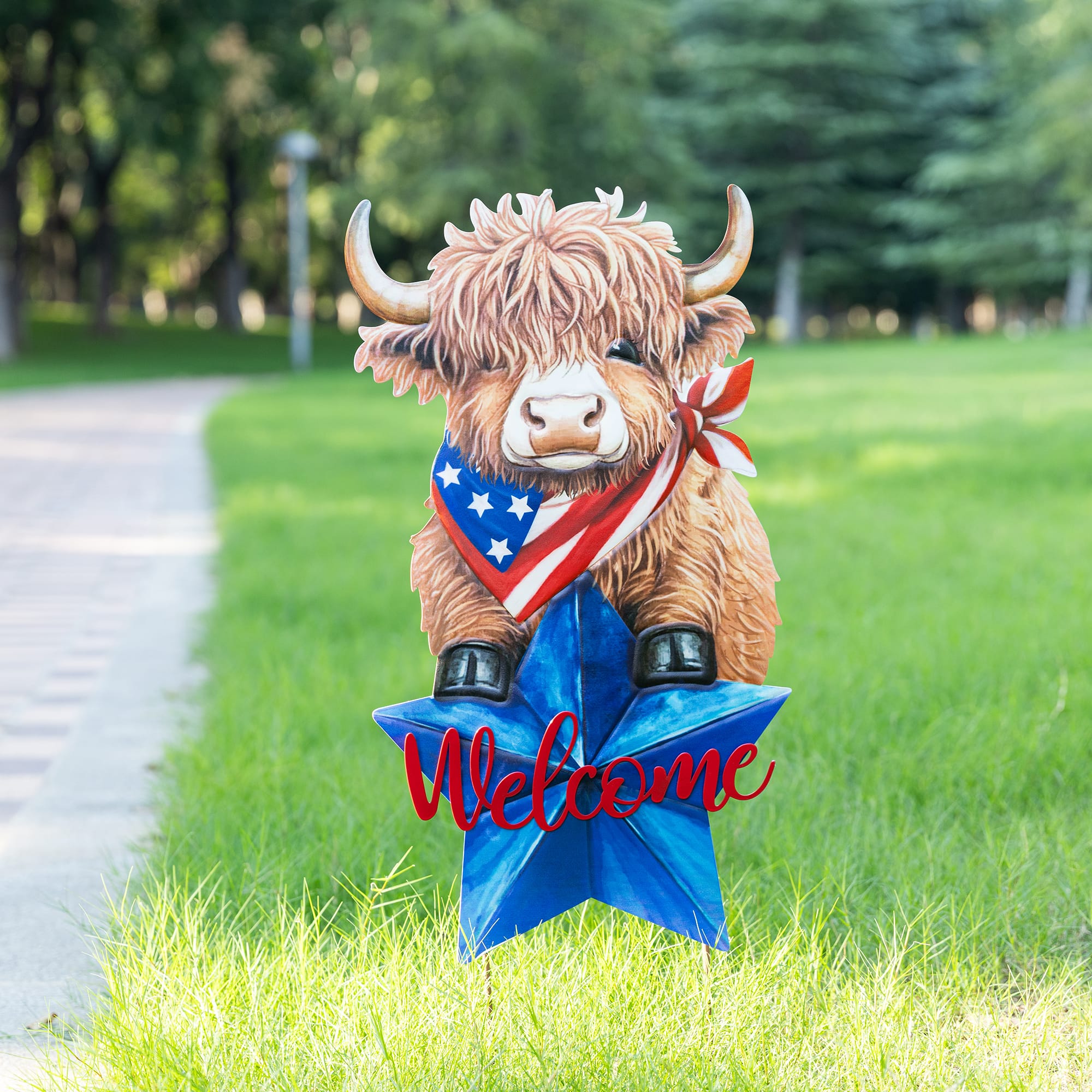 Glitzhome® 30" Patriotic Americana 2-in-1 Metal Highland Cow Garden Yard Stake & Wall Decor