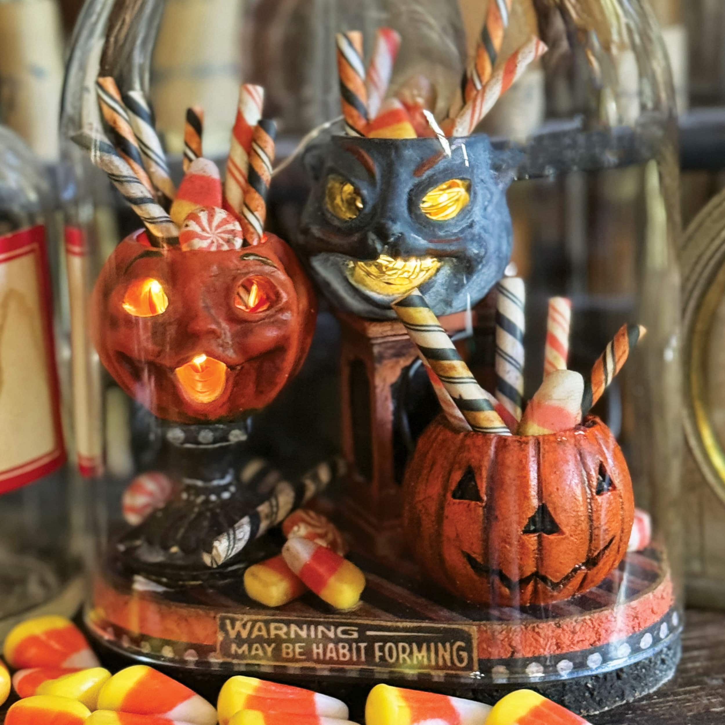 Tim Holtz® Idea-Ology Trick-or-Treat Embellishment Set