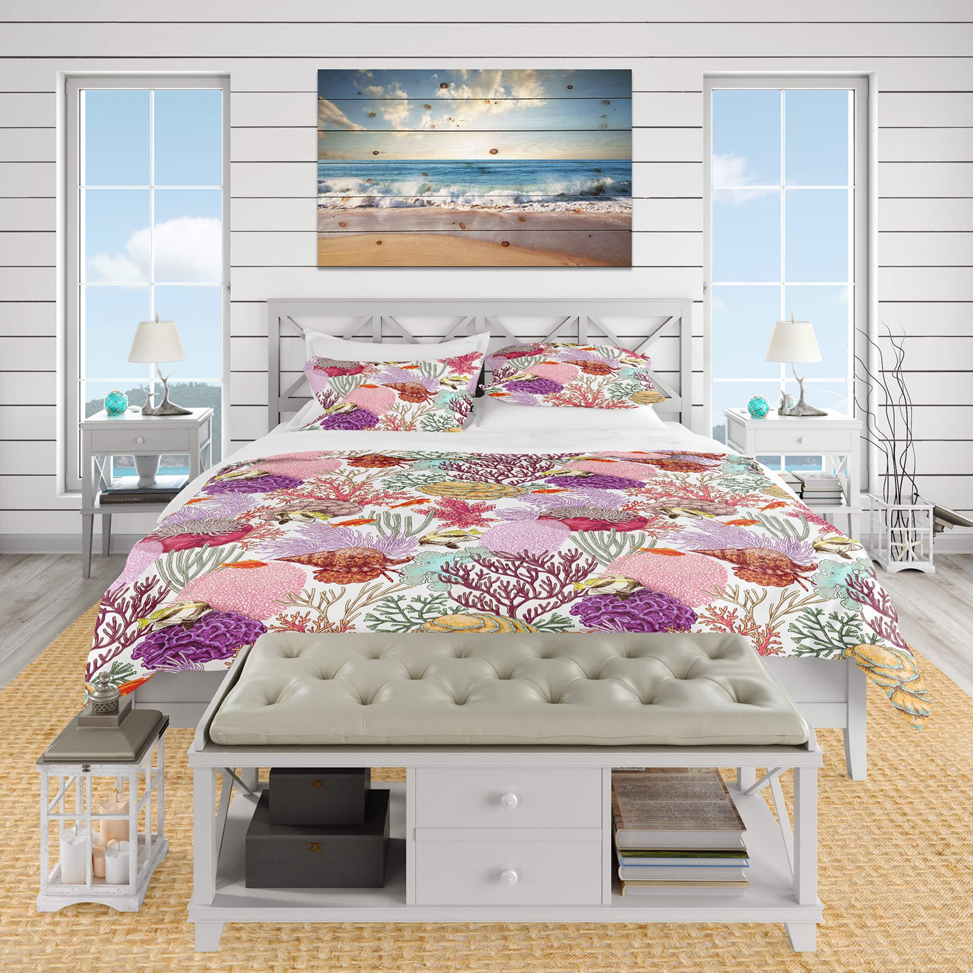 Designart 'Coral Reef and Fishes Pattern' Nautical & Coastal Bedding Set - Duvet Cover & Shams