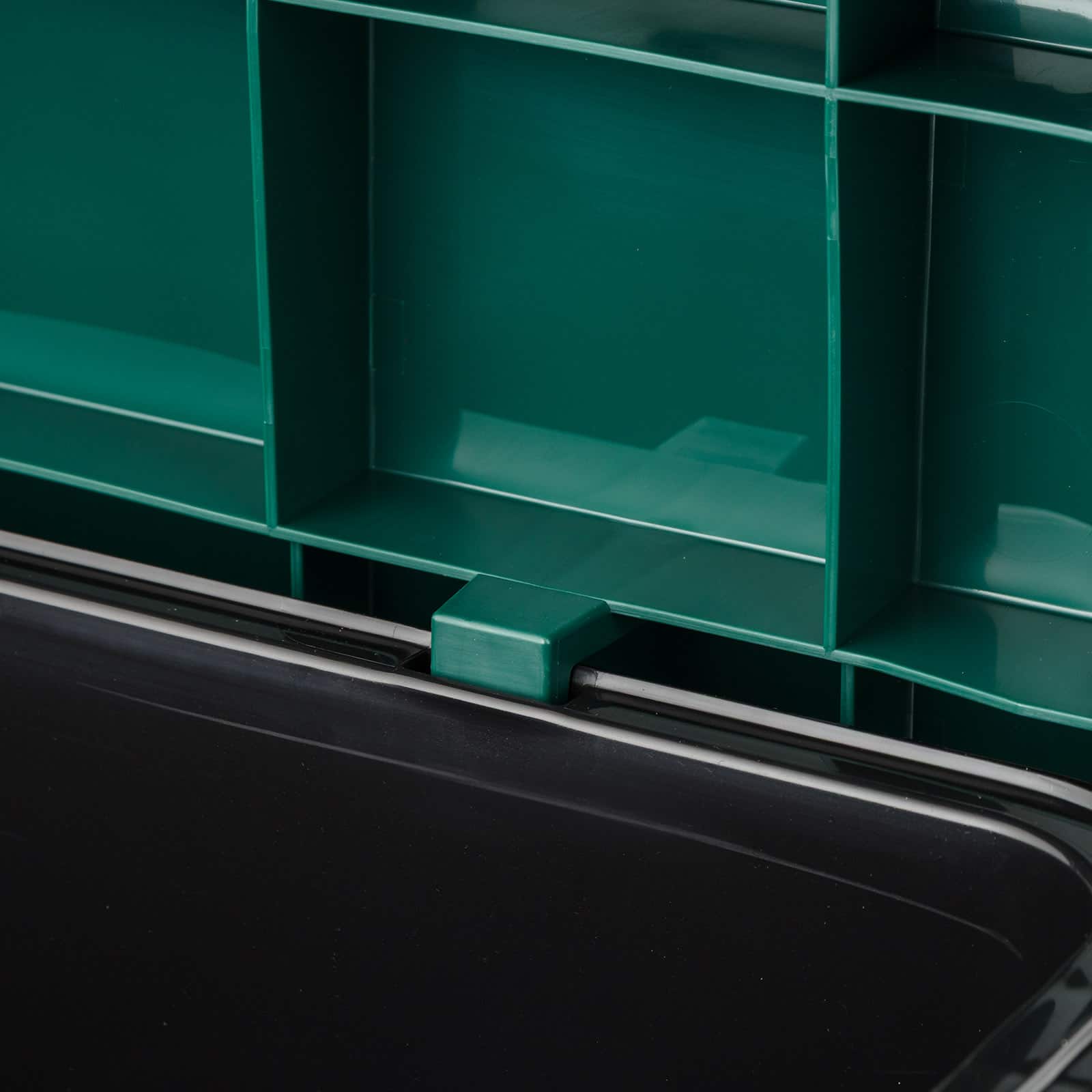 Iris® Remington 30 qt. Black Heavy Duty Trailbox, 4 Ct