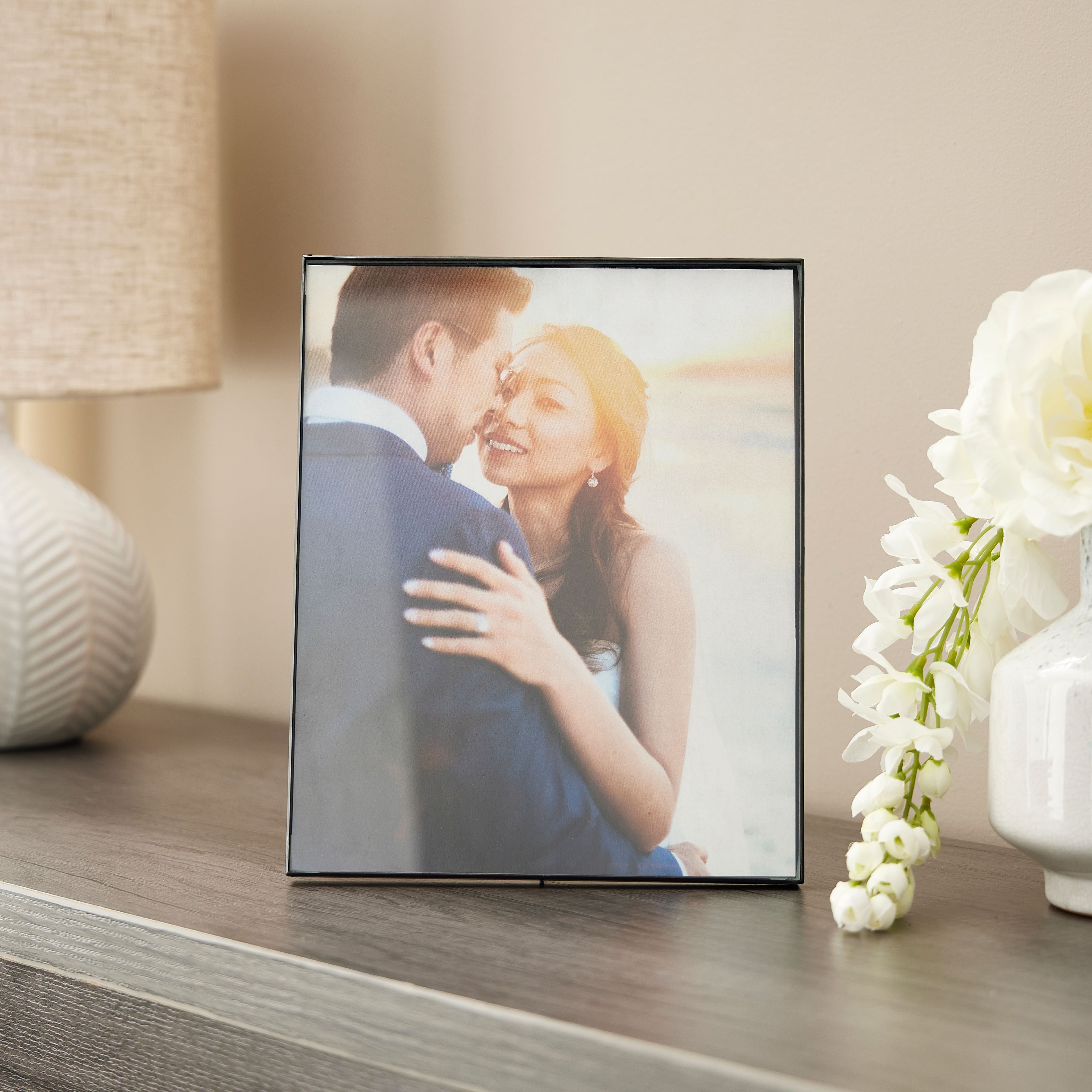Basics Black Frame by Studio Décor®