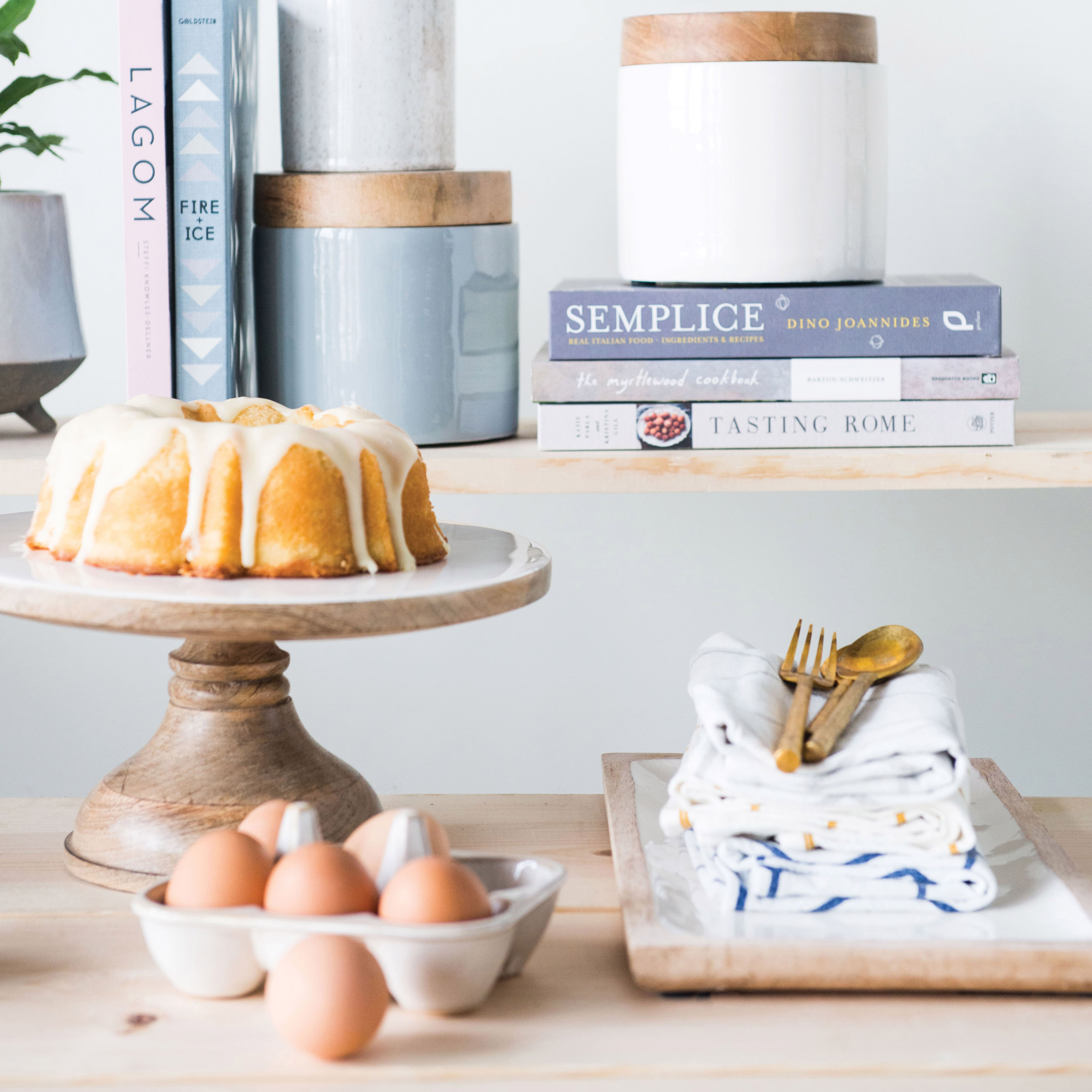 Hello Honey® White Enameled Mango Wood Tray Set
