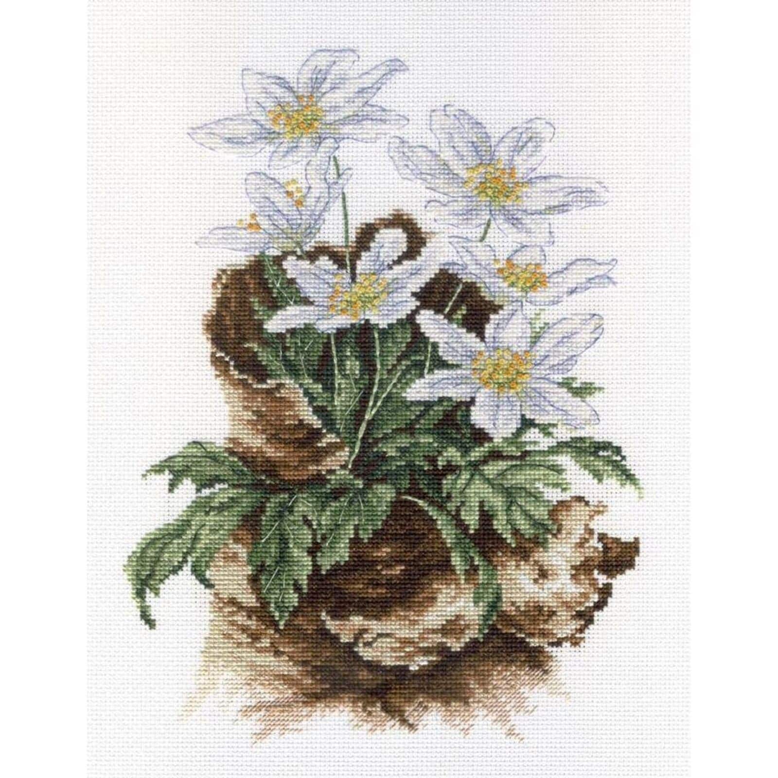 MP Studia Mint Counted Cross Stitch Kit