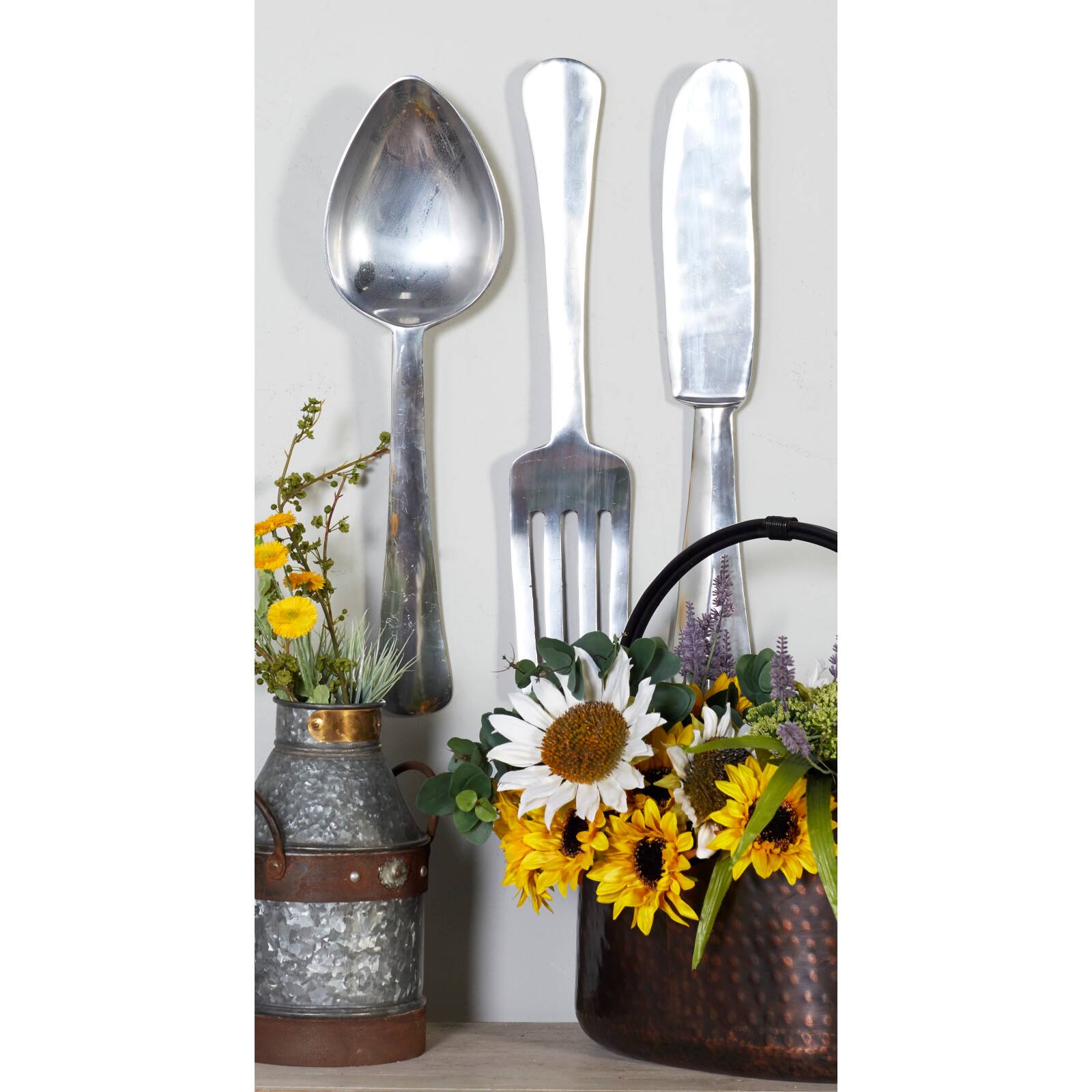 Silver Aluminum Utensil Wall Décor Set
