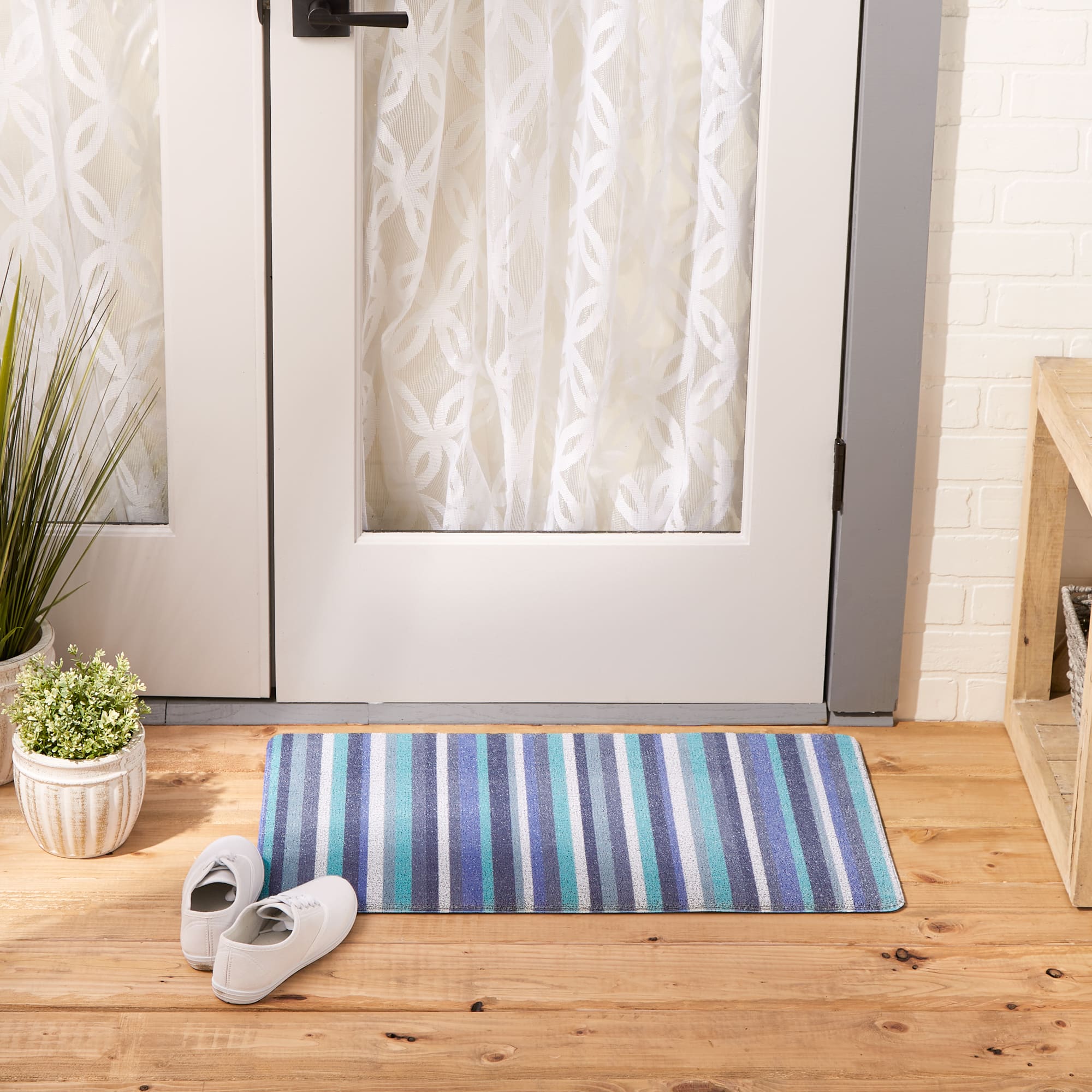 DII® Blue Tonal Stripe Tufted Mat