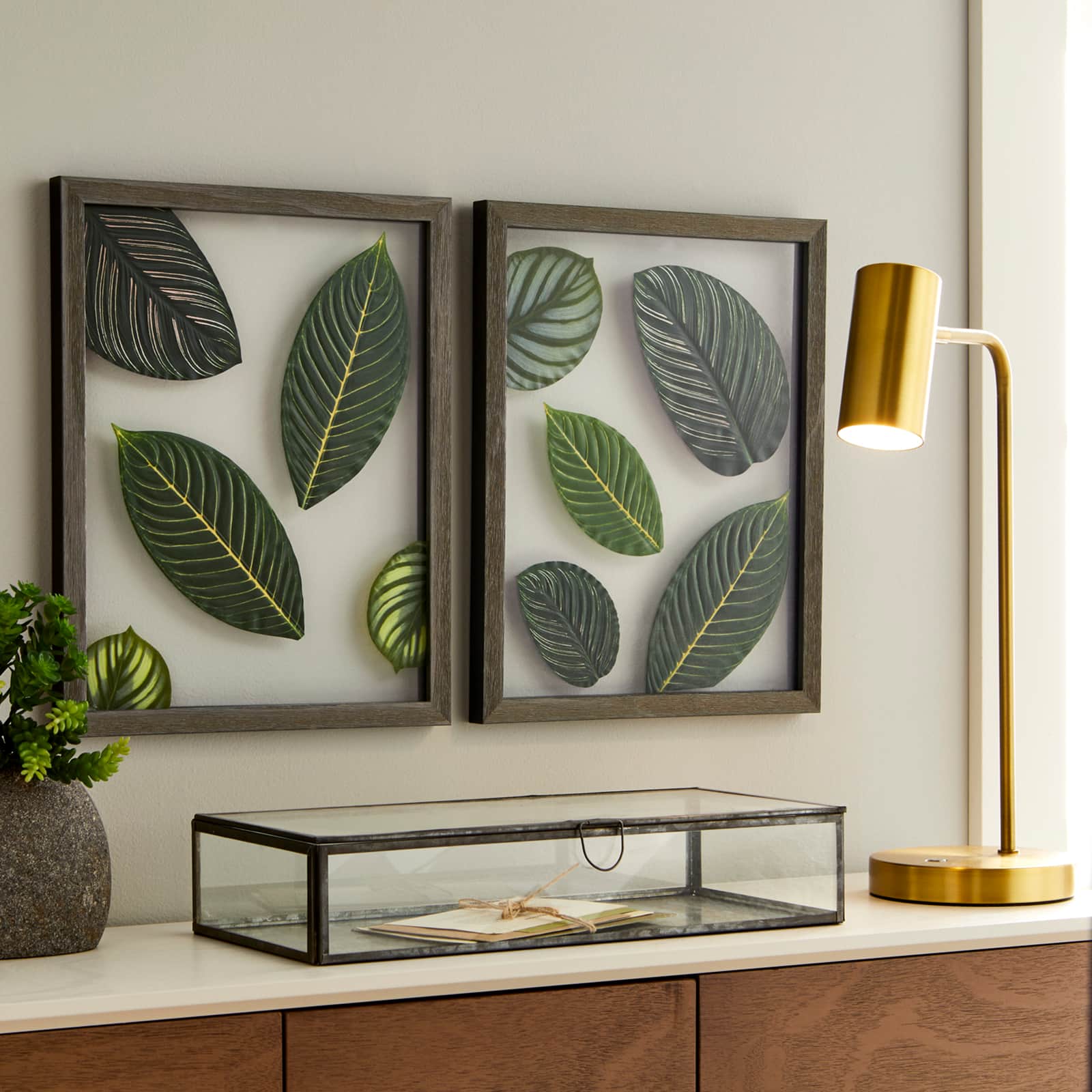 18" x 24" Float Frame by Studio Décor