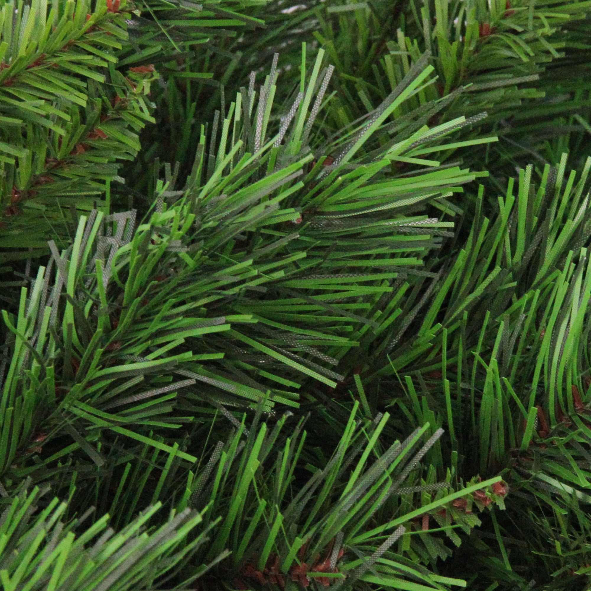 24" Lush Mixed Pine Artificial Christmas Wreath