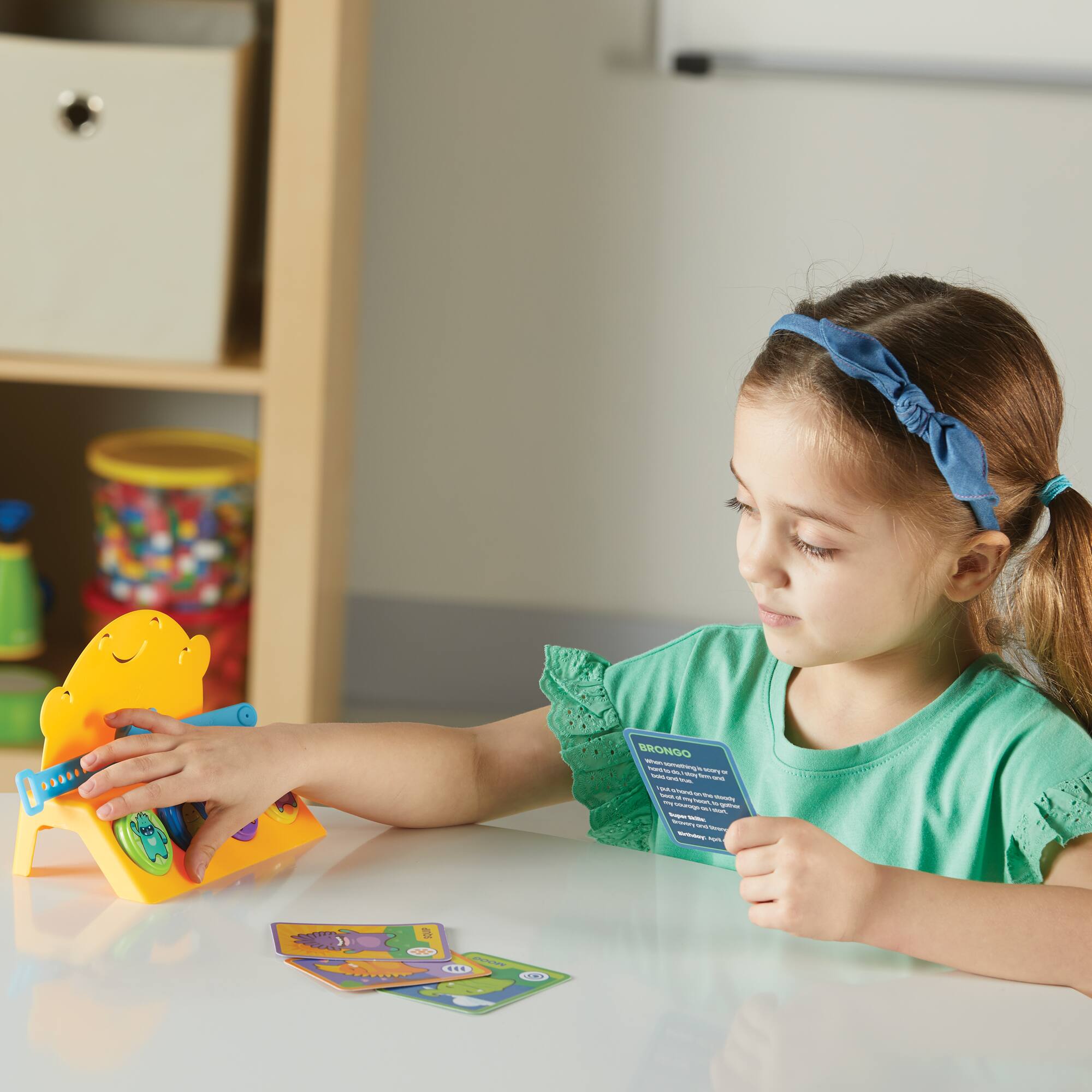 hand2mind Worry Stone Pals Sensory Wristband Set