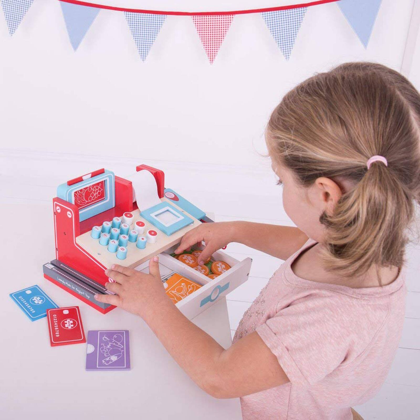 Wooden Pretend Play Cash Register with Scanner