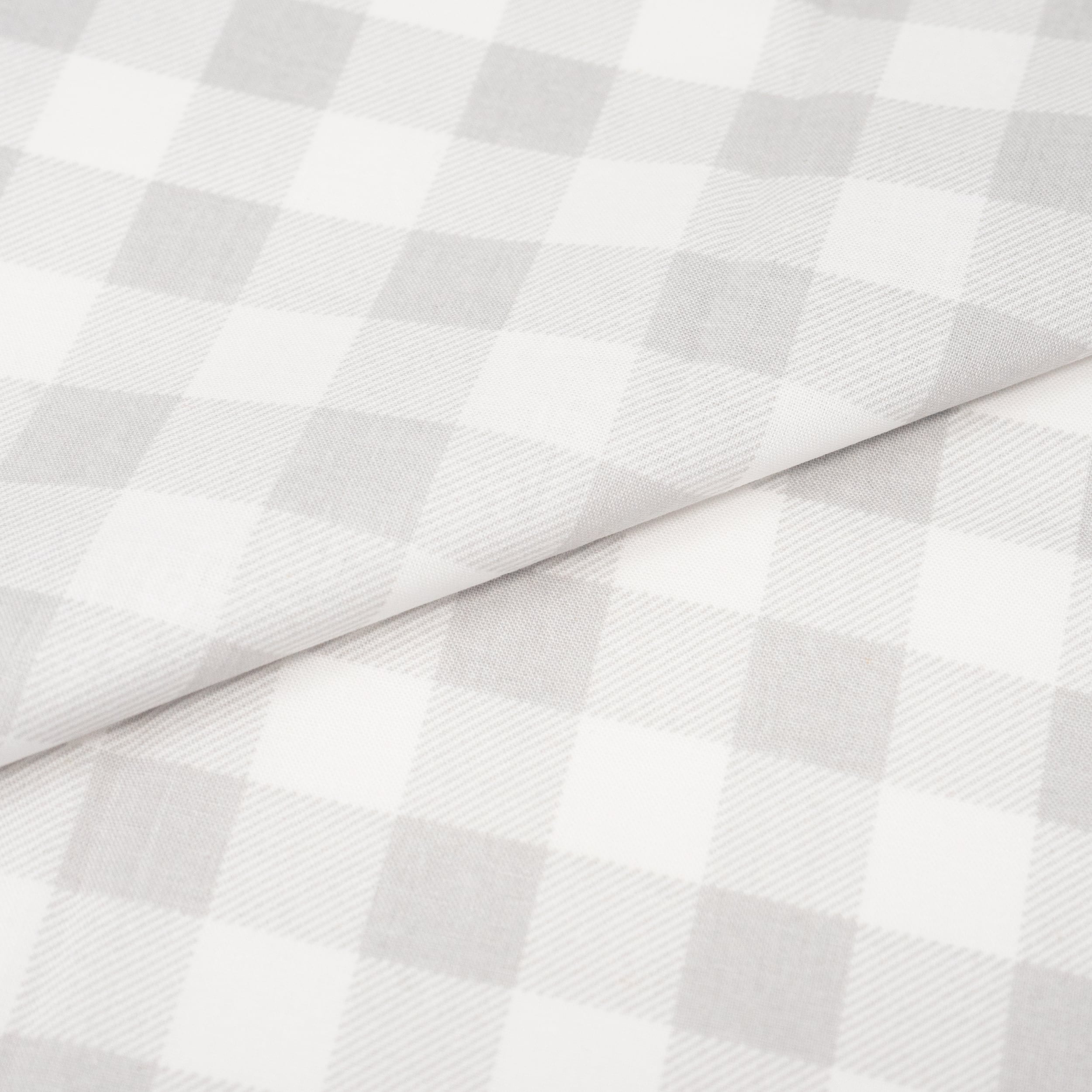 SINGER Christmas Grey Plaid Cotton Fabric