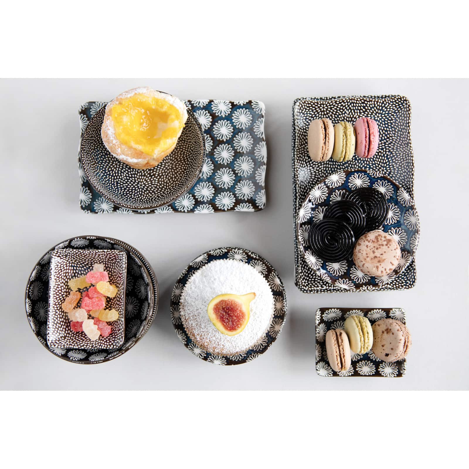 Hello Honey® 8" Blue & White Rectangle Stoneware Plate Set