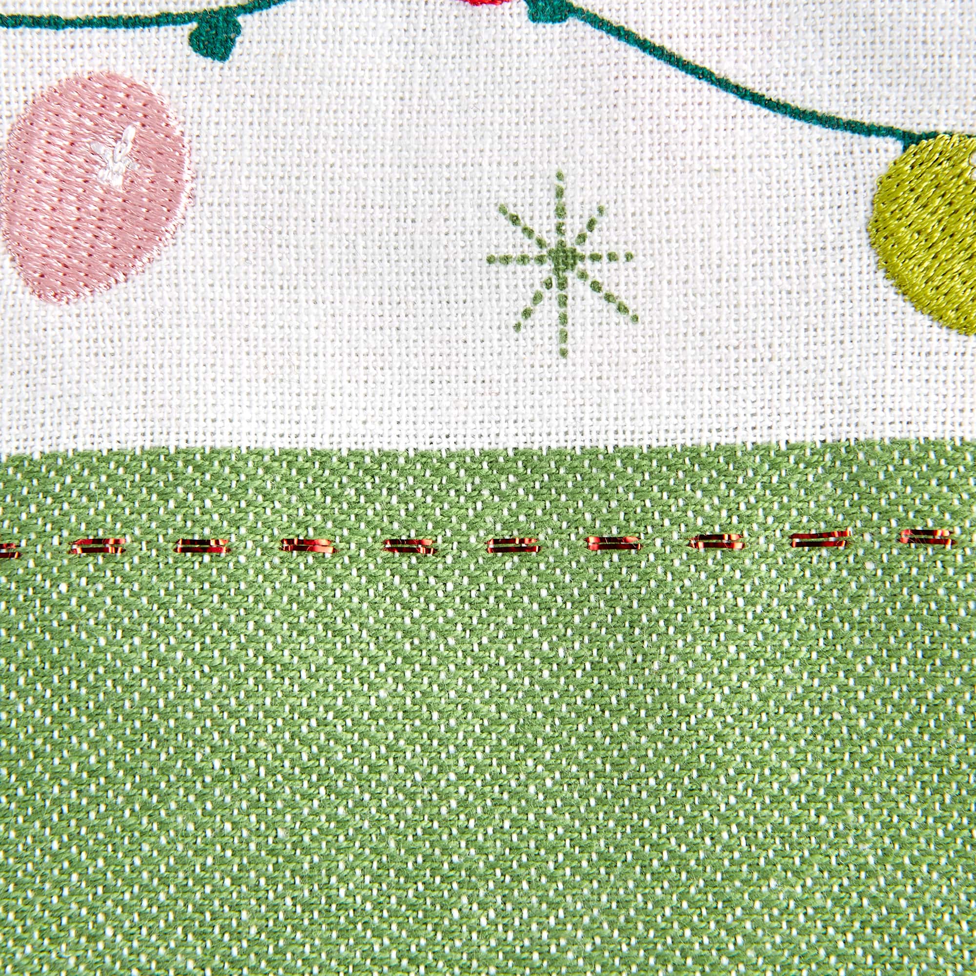 DII® Festive Christmas Embellished Dishtowel Set