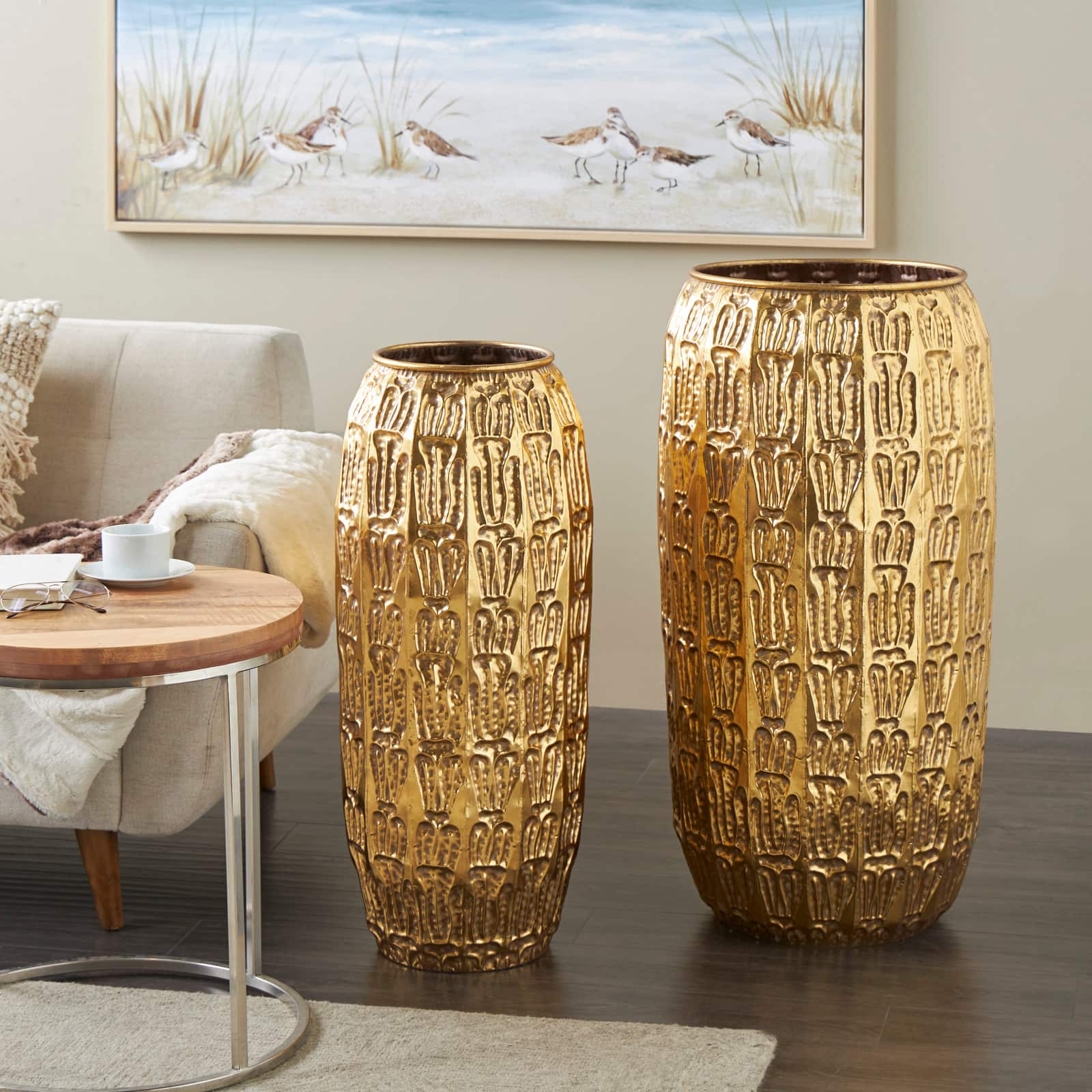 Gold Metal Tall Vase with Grooved Patterns Set