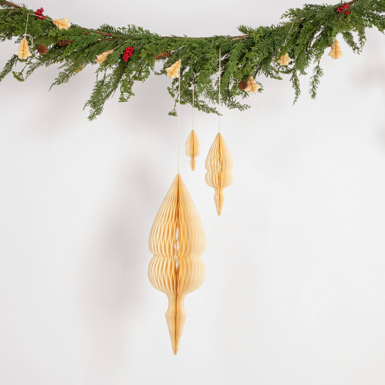 Hello Honey® Honeycomb Finial Paper Ornament Set