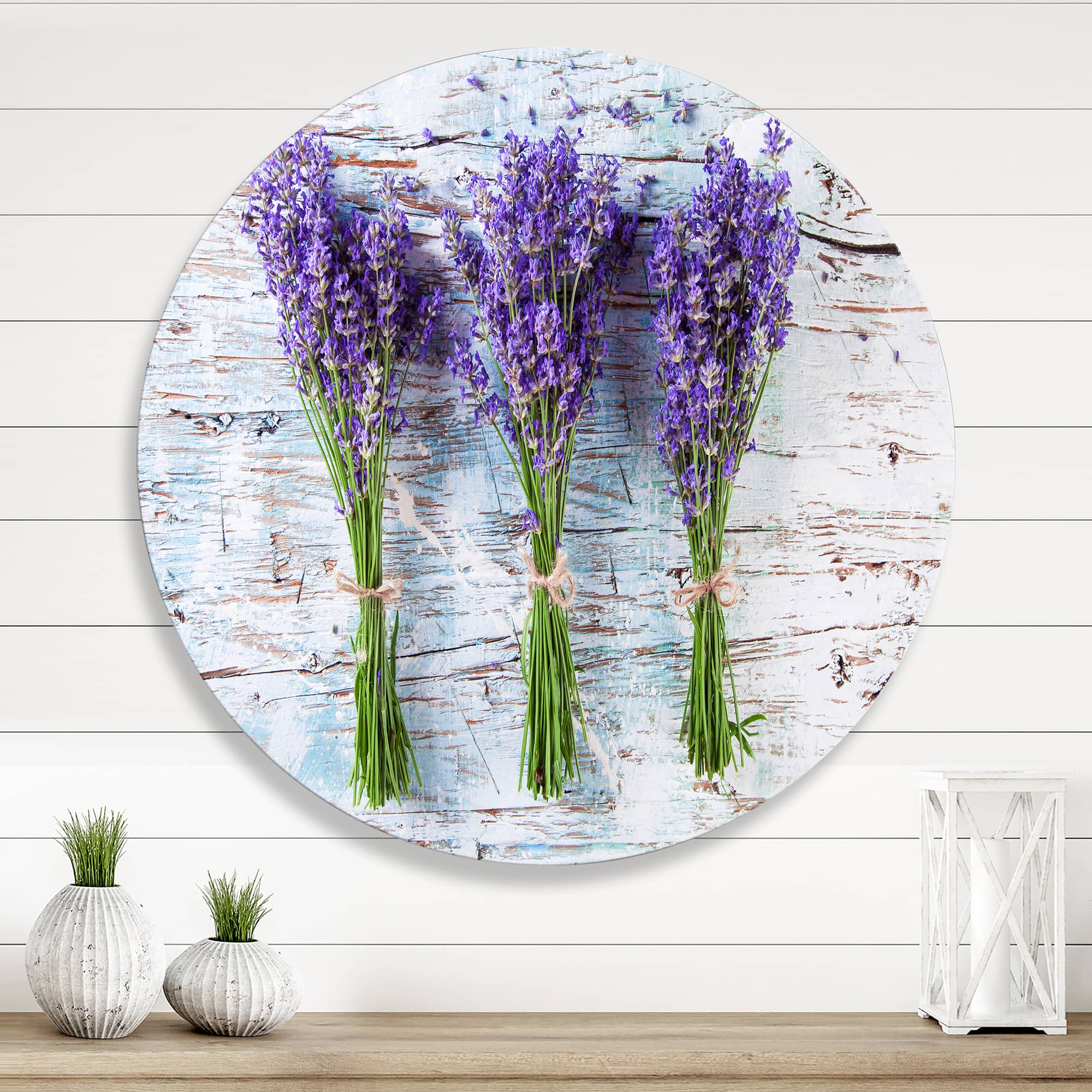 Designart - Fresh Lavender On Wood - Farmhouse Metal Circle Wall Art