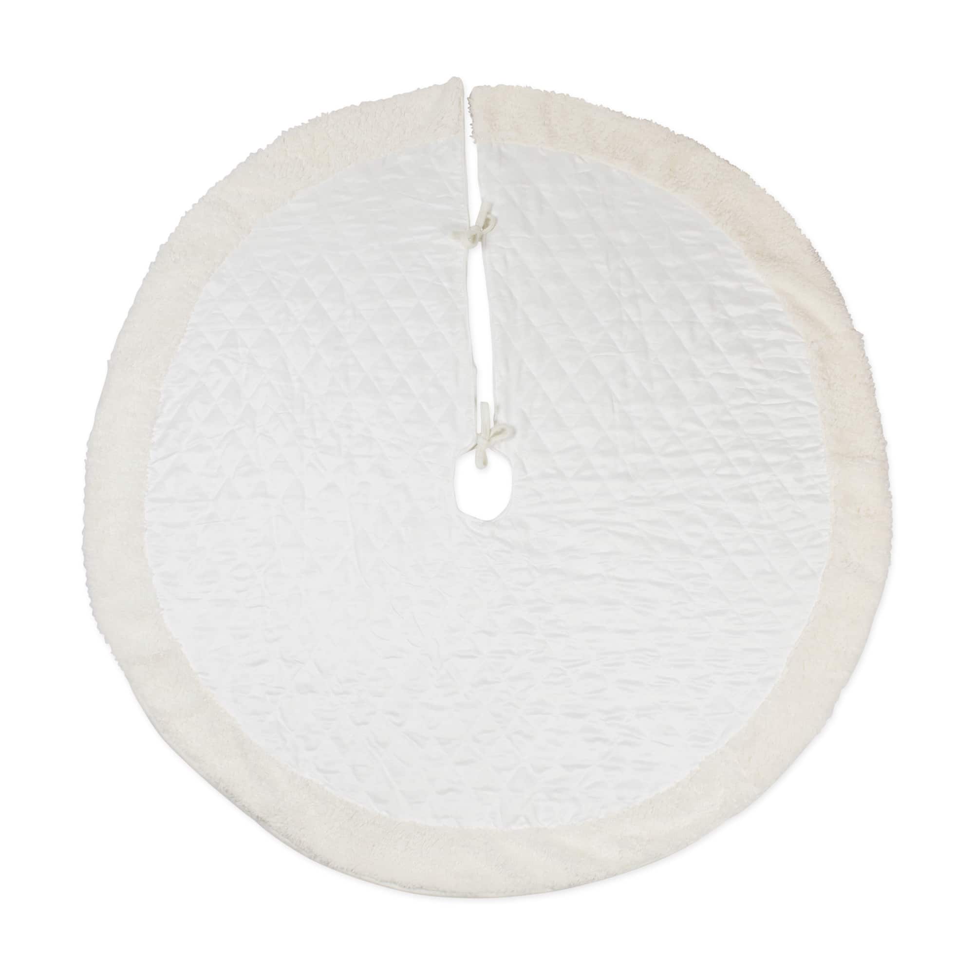 DII® Cream Diamond Quilted Holiday Tree Skirt