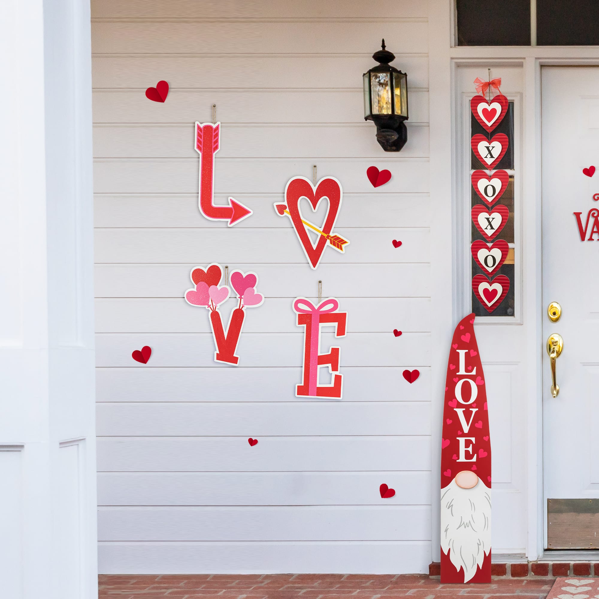 Glitzhome® 28" Set of 4 Valentine's Metal LOVE Yard Stake