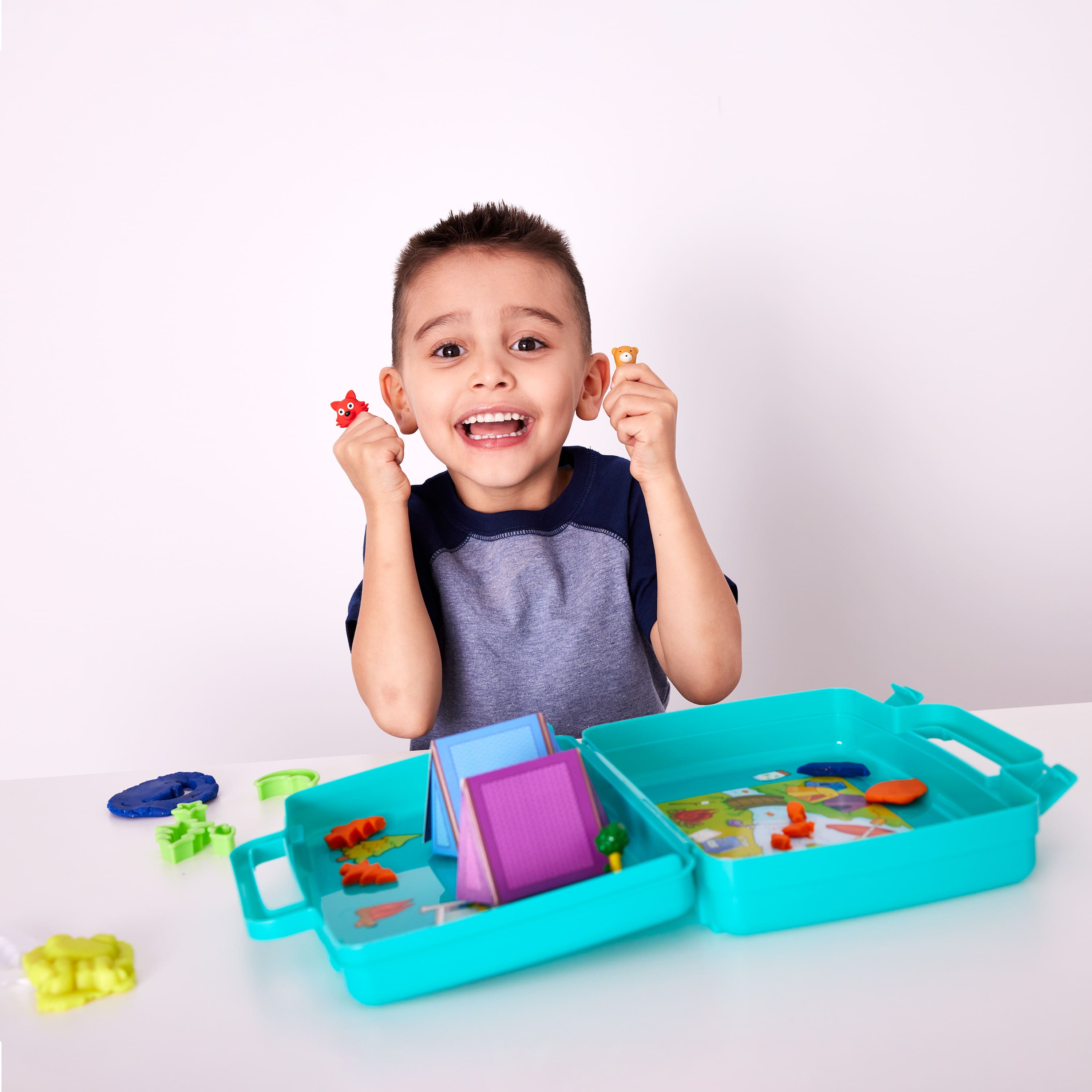 Trousse de jeu sensoriel de voyage sur le thème du camping de Creativity for Kids